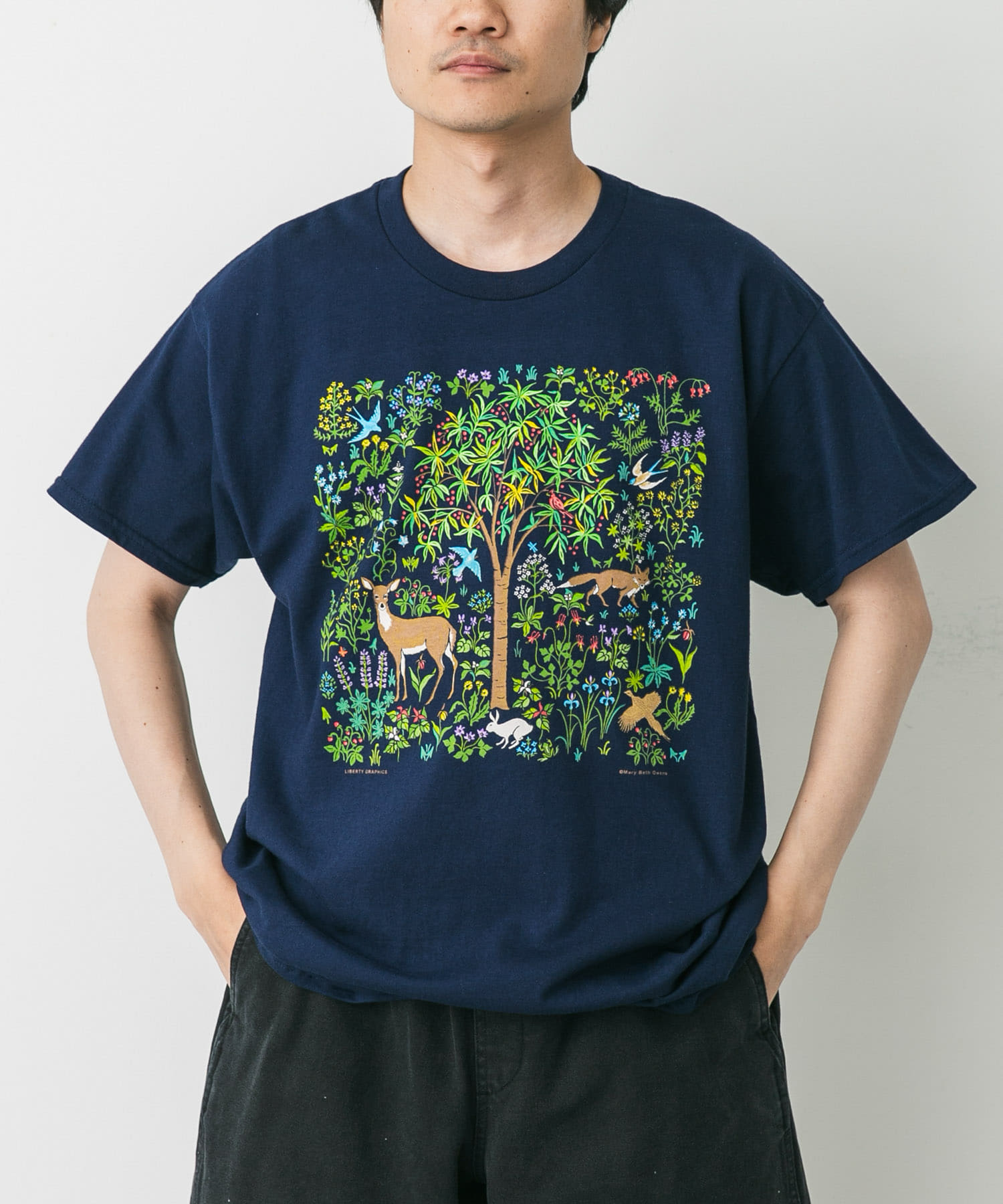 LIBERTY GRAPHICS Tapestry(L NAVY): トップス｜URBAN RESEARCH公式