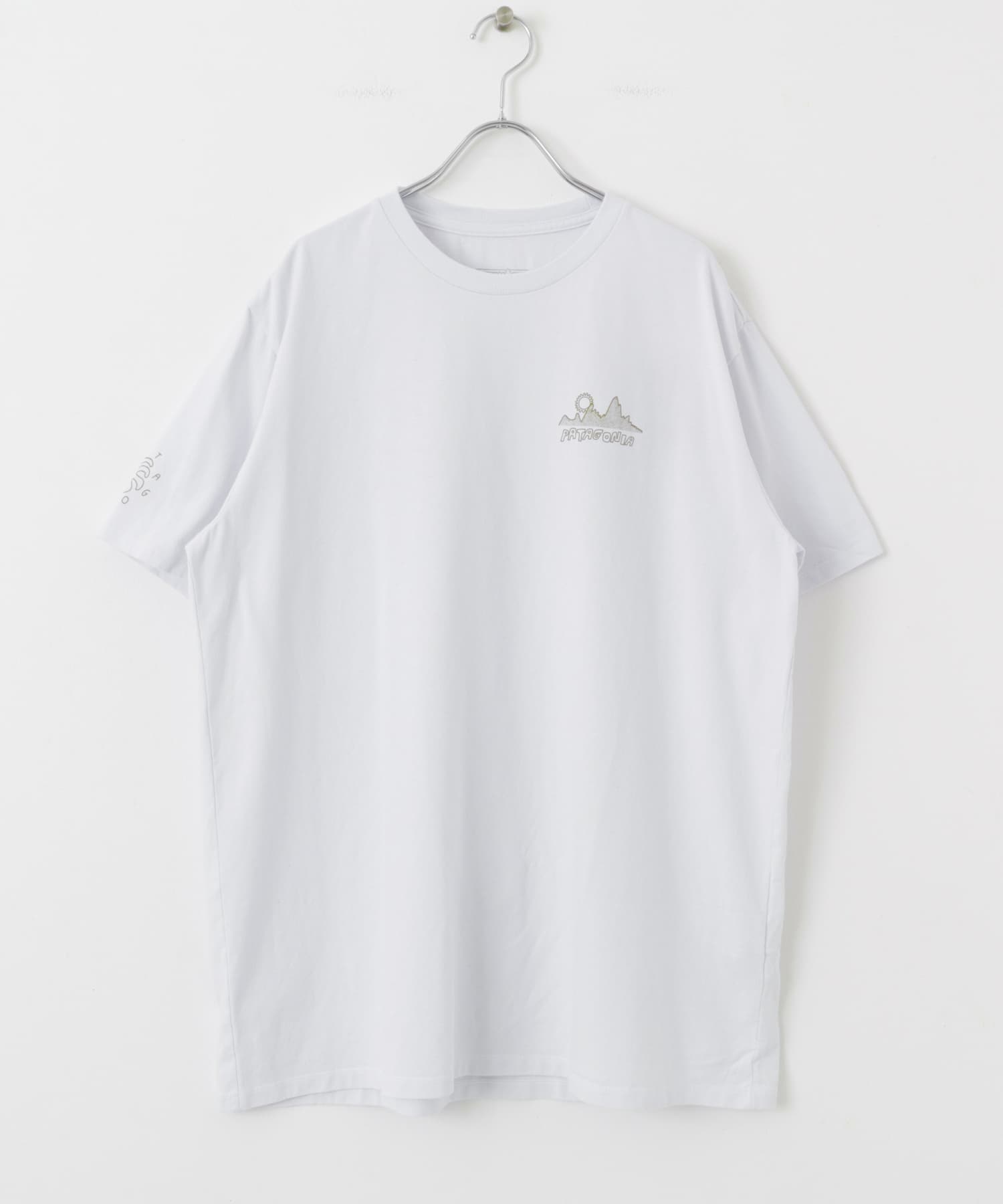 patagonia　WindRunnerResponsibiliT-shirts WHI S
