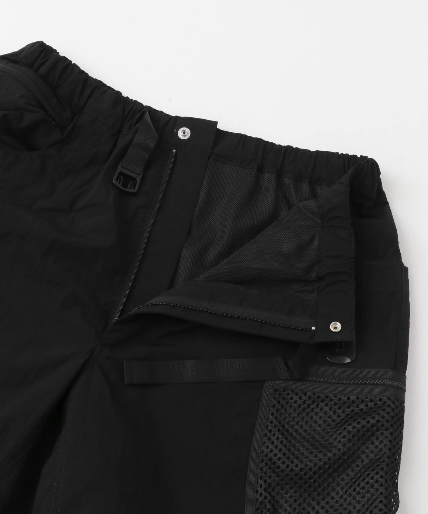 ENDS and MEANS　Utility Shorts True Black M