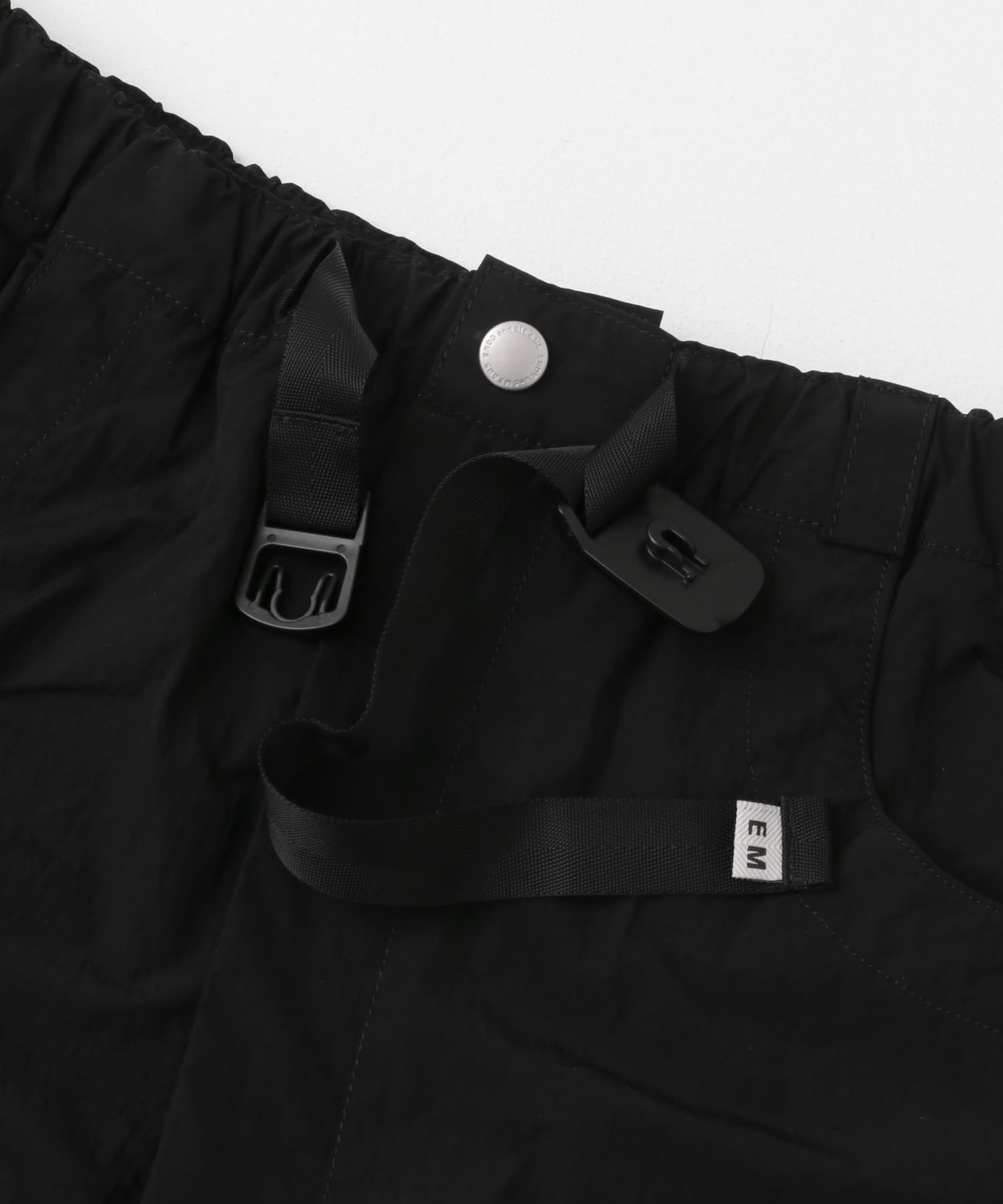ENDS and MEANS　Utility Shorts True Black M