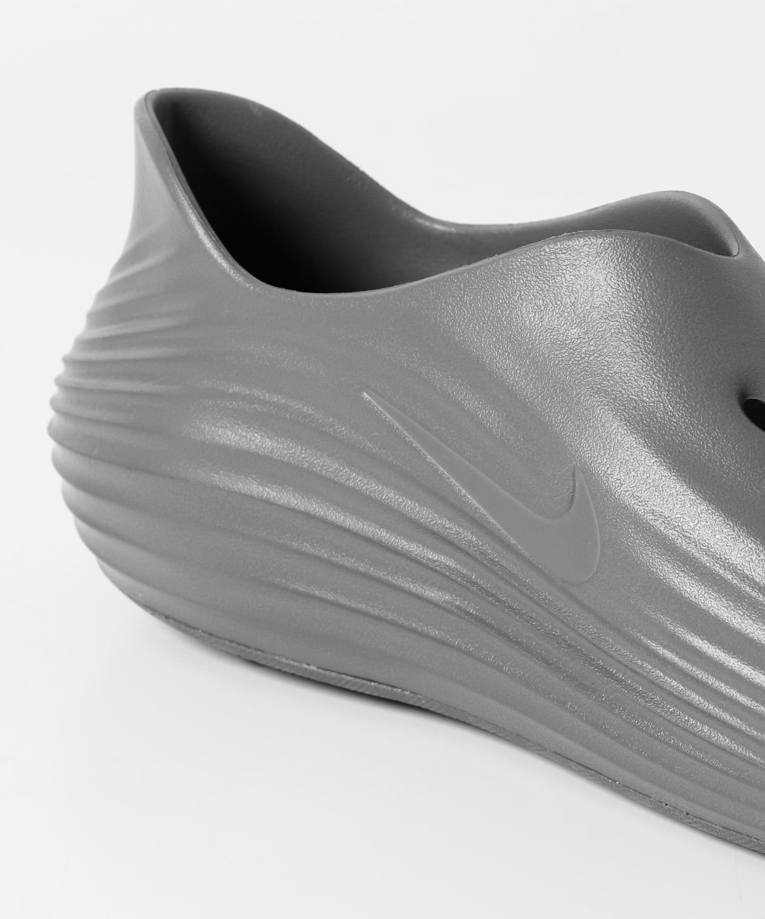 NIKE　リアクトX リジュビネイト SMOKEGREY 26