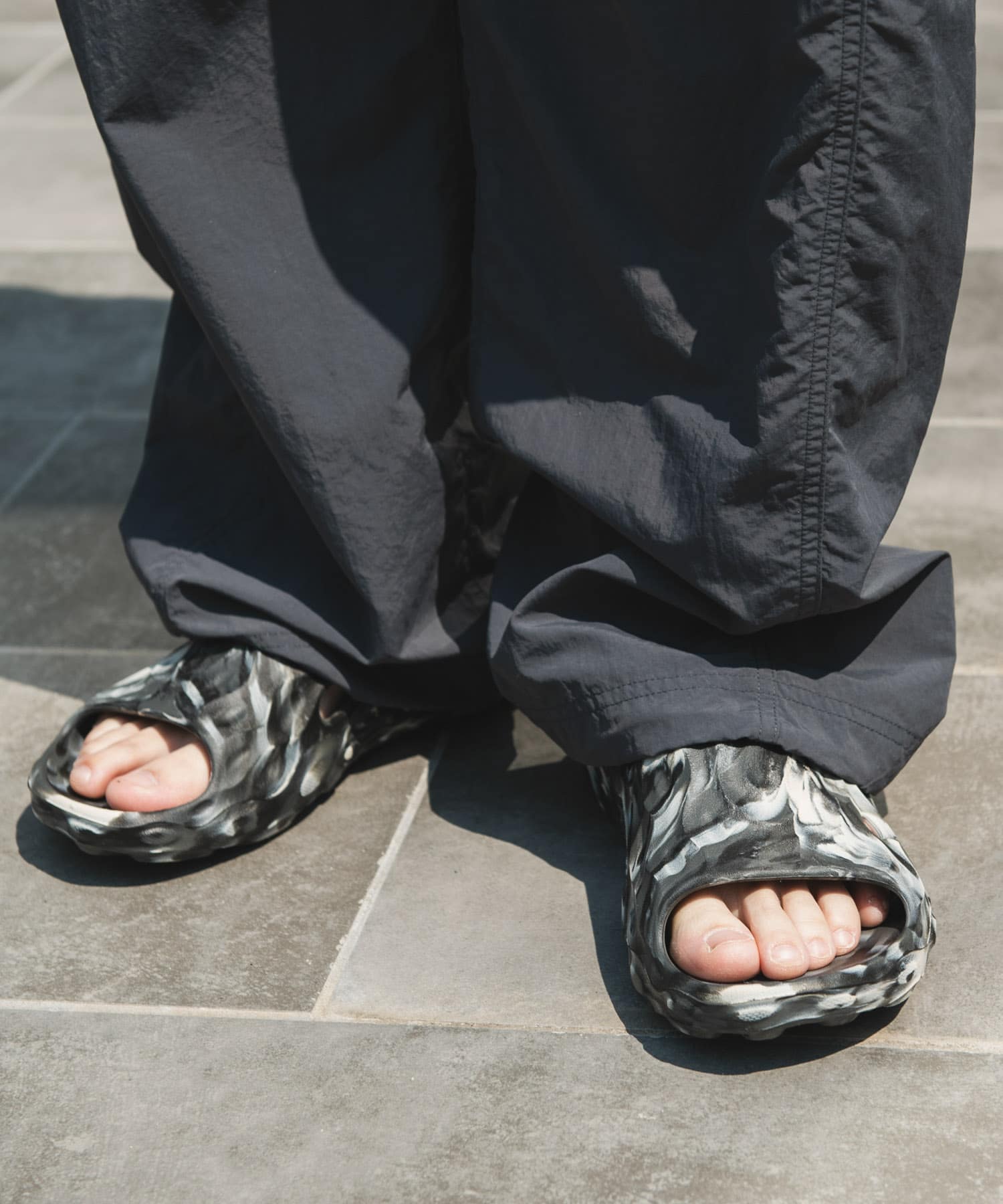 MERRELL　Exclusive HYDRO SLIDE 2 BLK/WHT 25