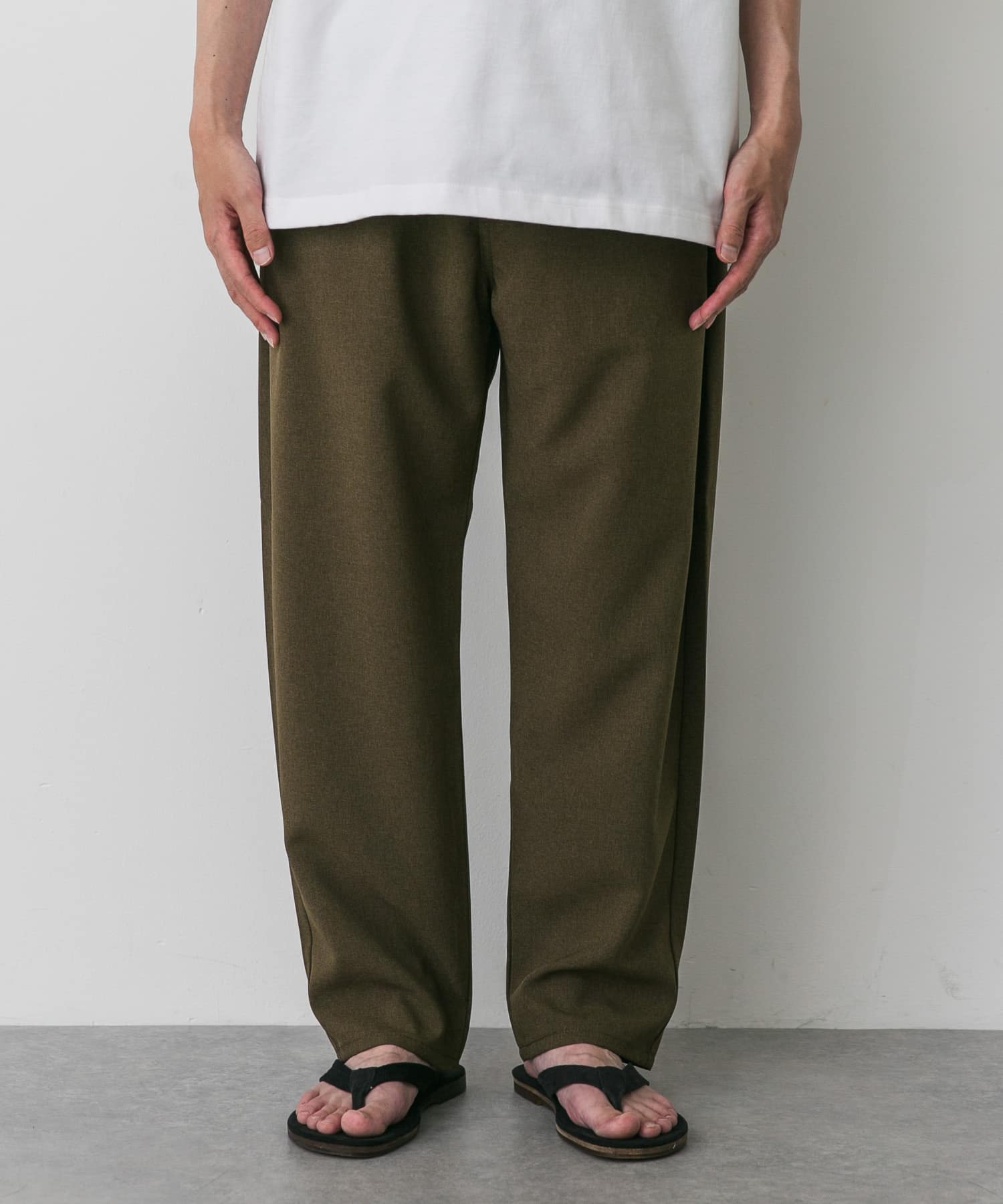 KHAKI