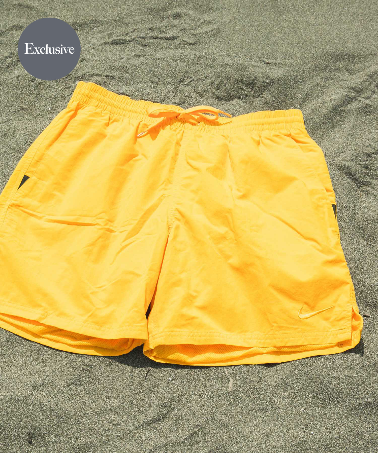 NIKE SWIM　 Exclusive Reナイロン7ボレーショーツ ゴールド M
