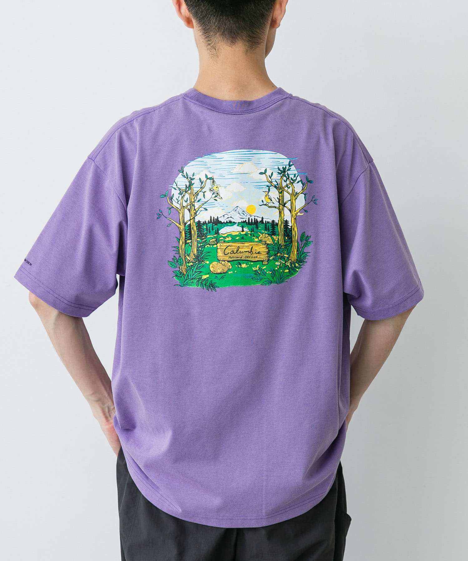 Columbia サンダーマウンテングラフィックショートスリーブTシャツ(M
