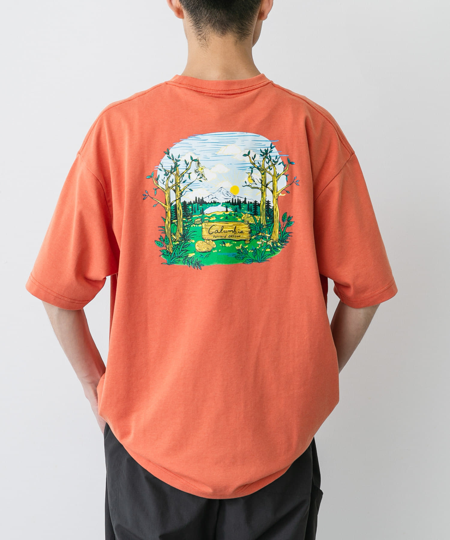 Columbia　サンダーマウンテングラフィックショートスリーブTシャツ