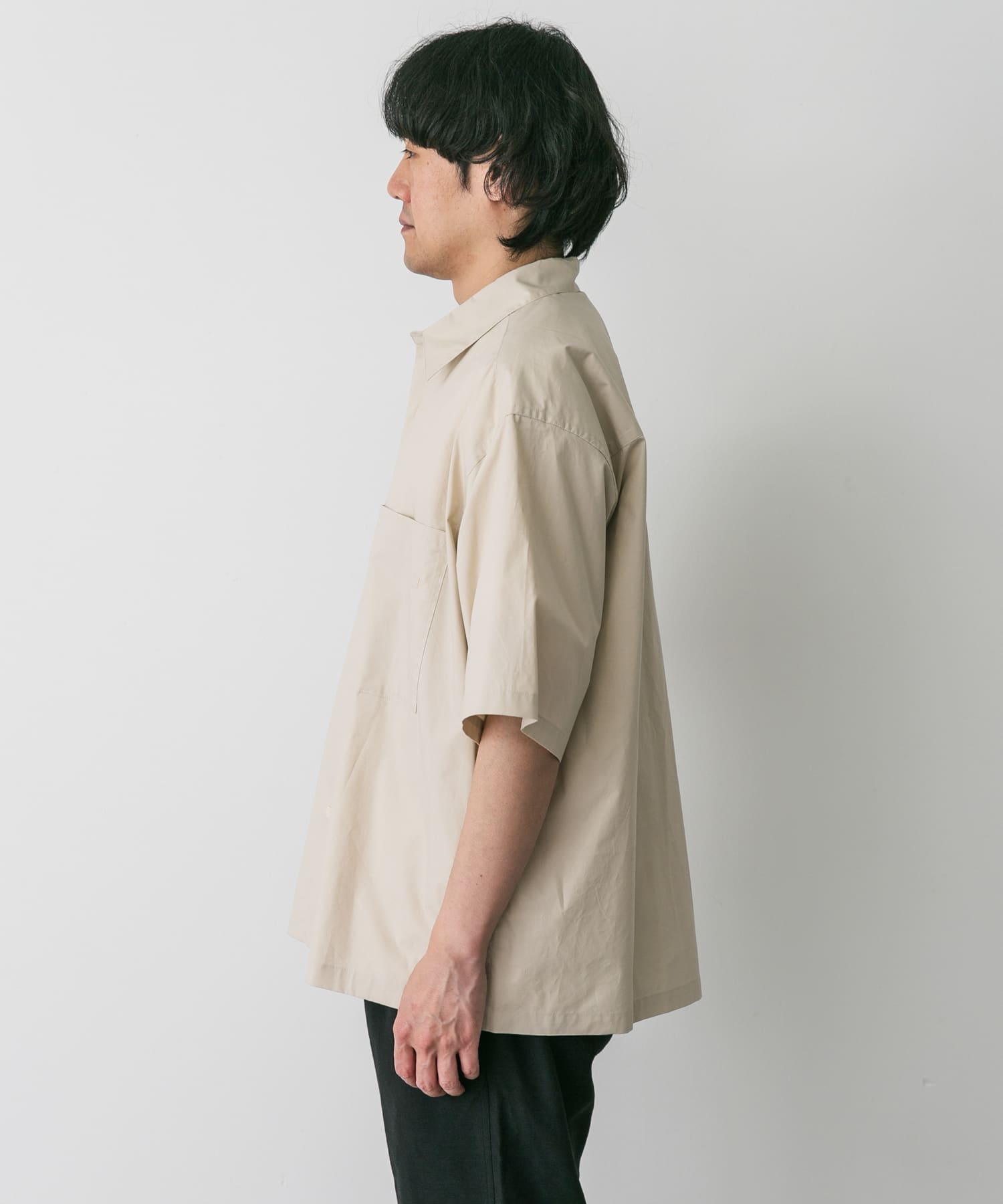 LIGHTBEIGE