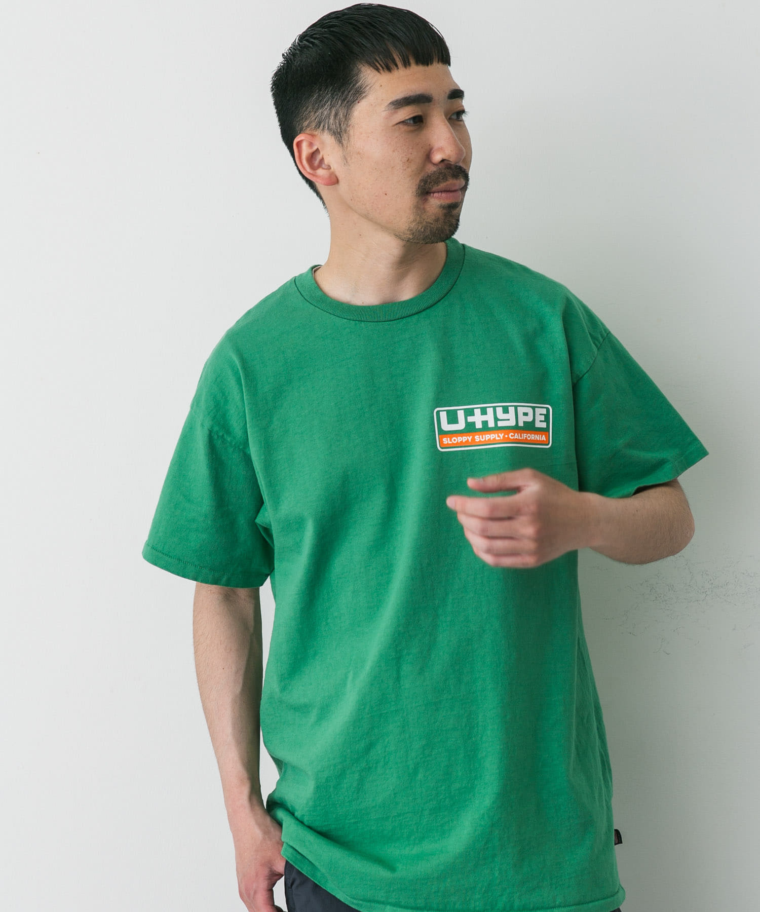 GREEN
