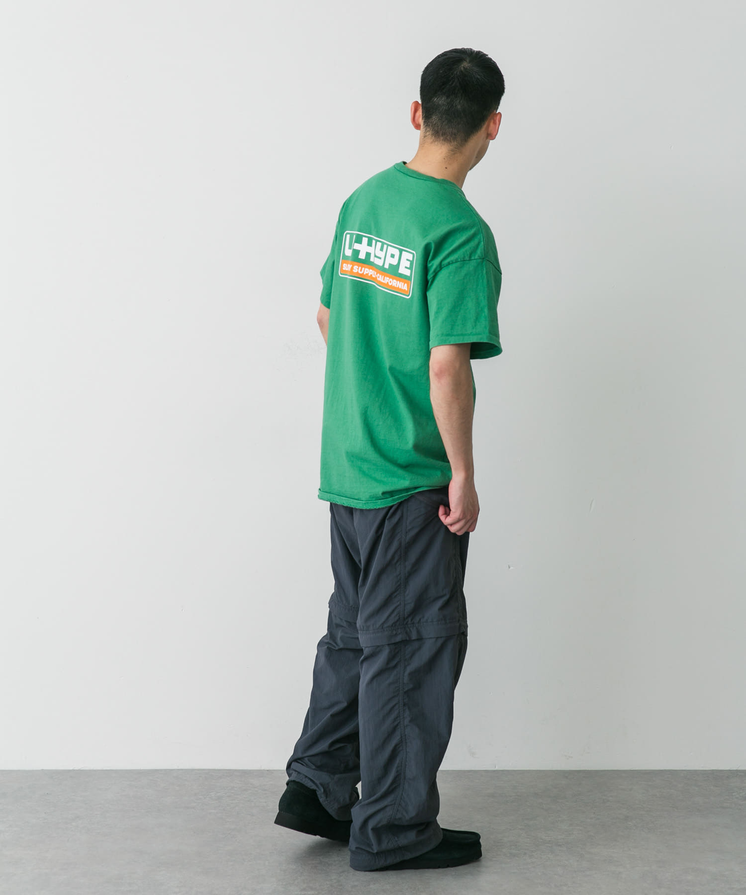 GREEN