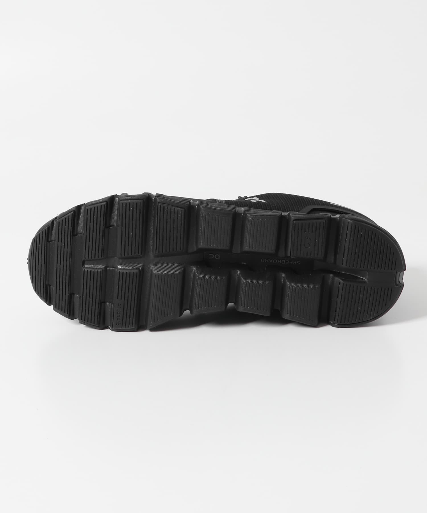 On　Cloud 6 WP Black 26