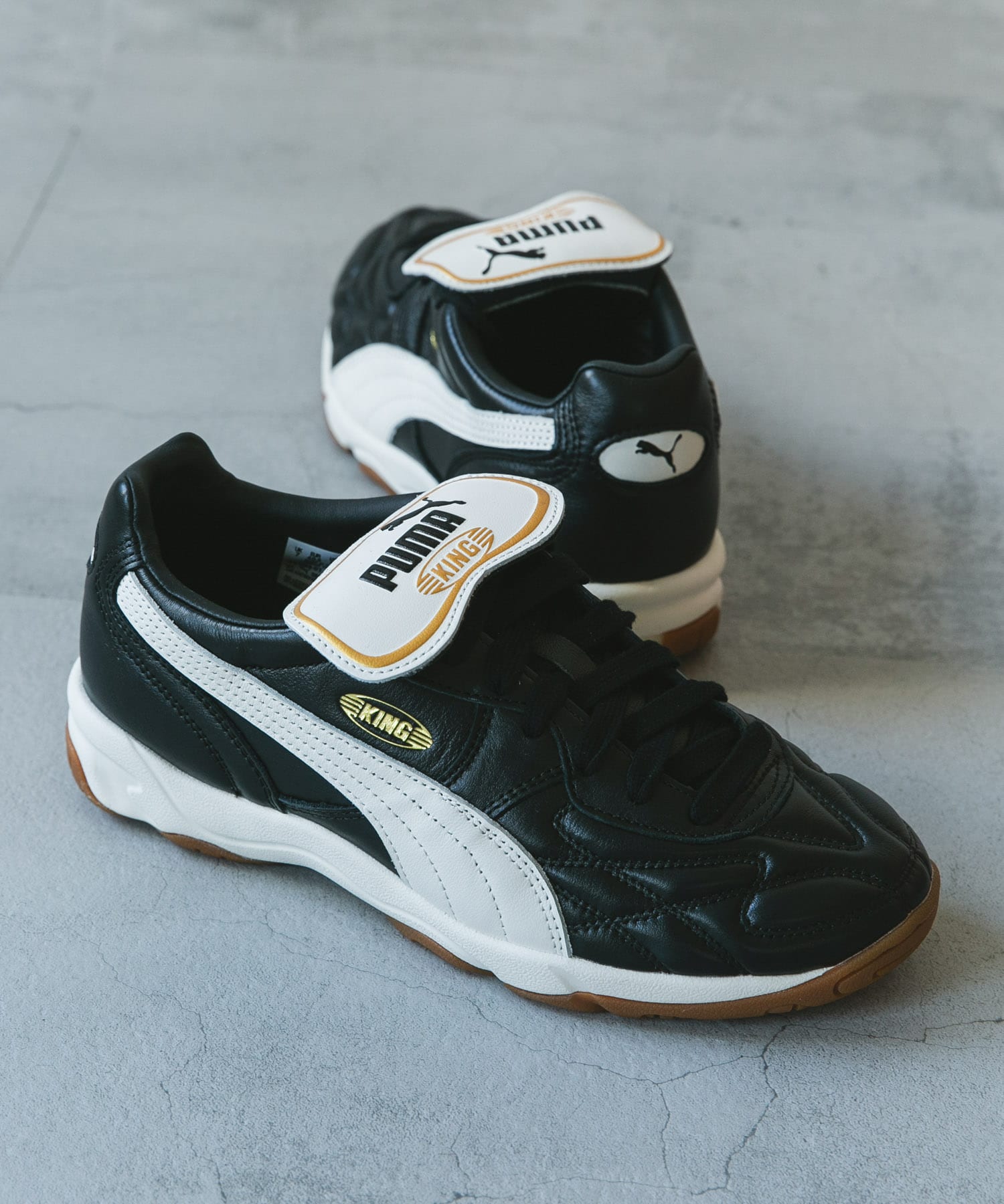 PUMA　KING INDOOR BLK/WHT 26