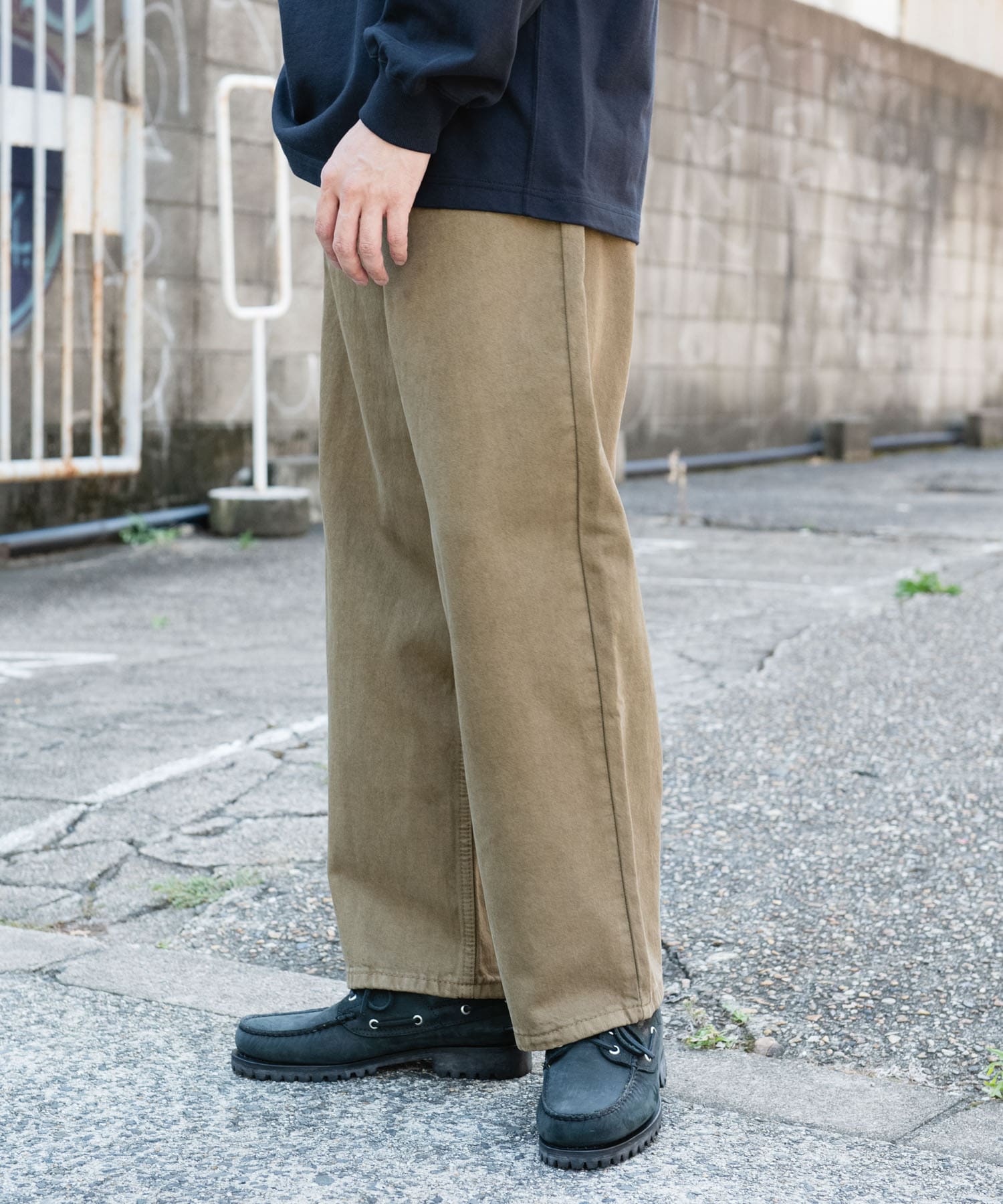 身長：172cm サイズ：30