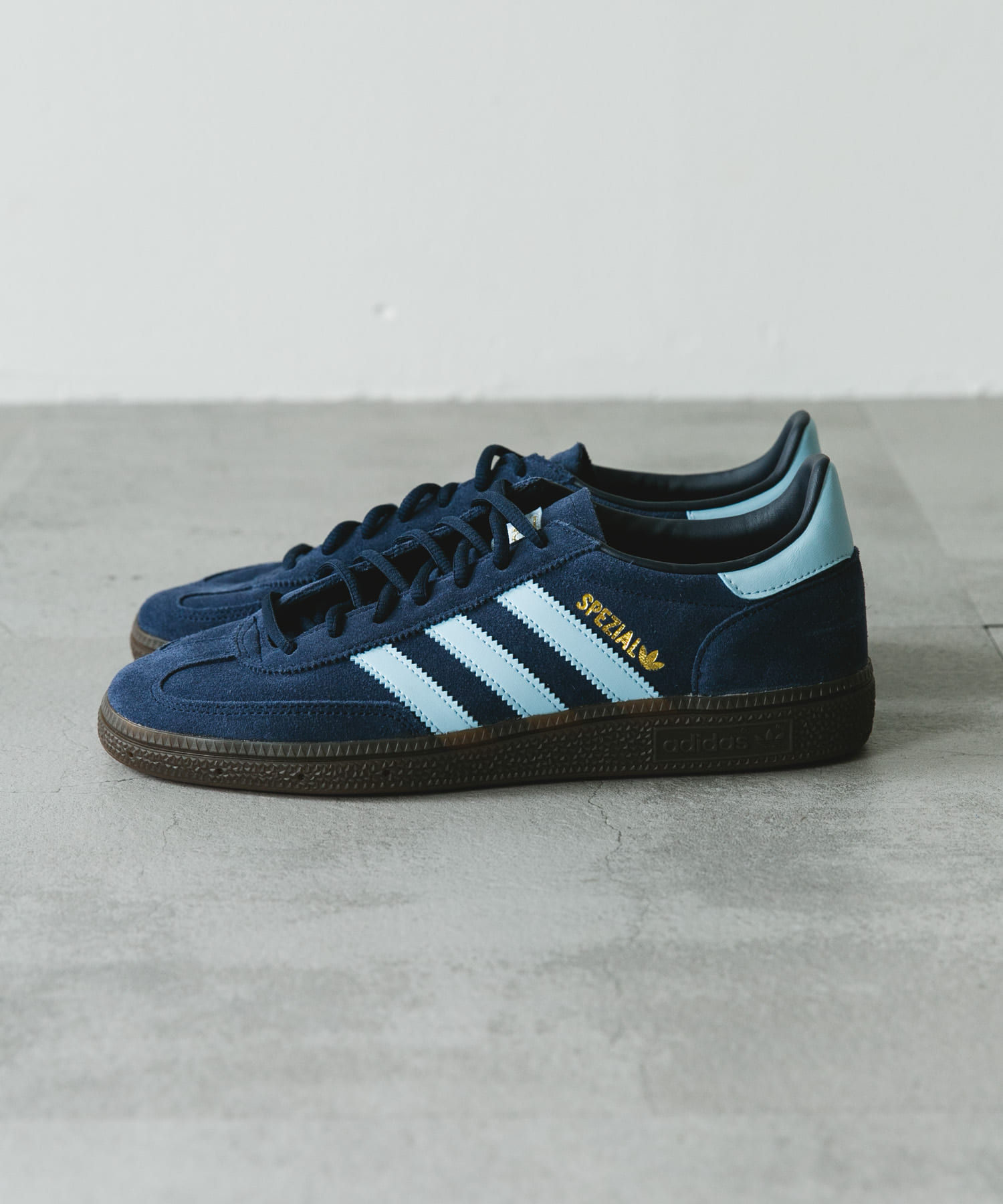 adidas　HANDBALL SPEZIAL
