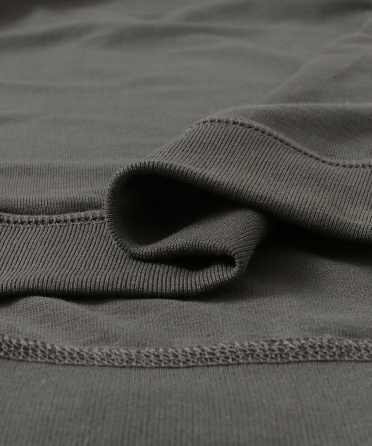 COAL GREY
