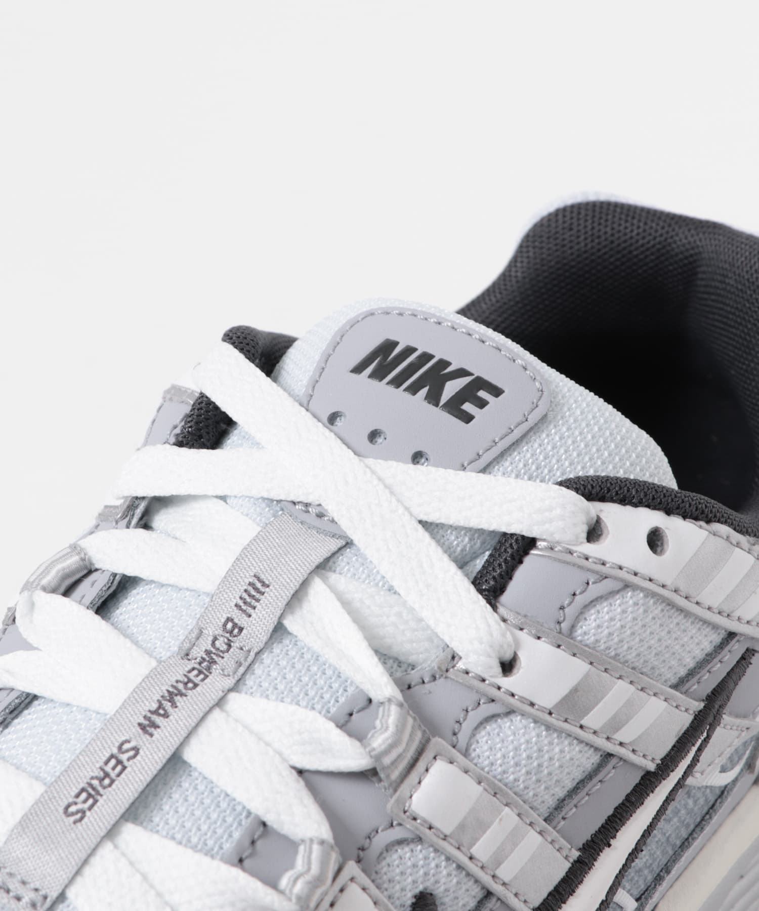 NIKE　P-6000 M.SILVER 26