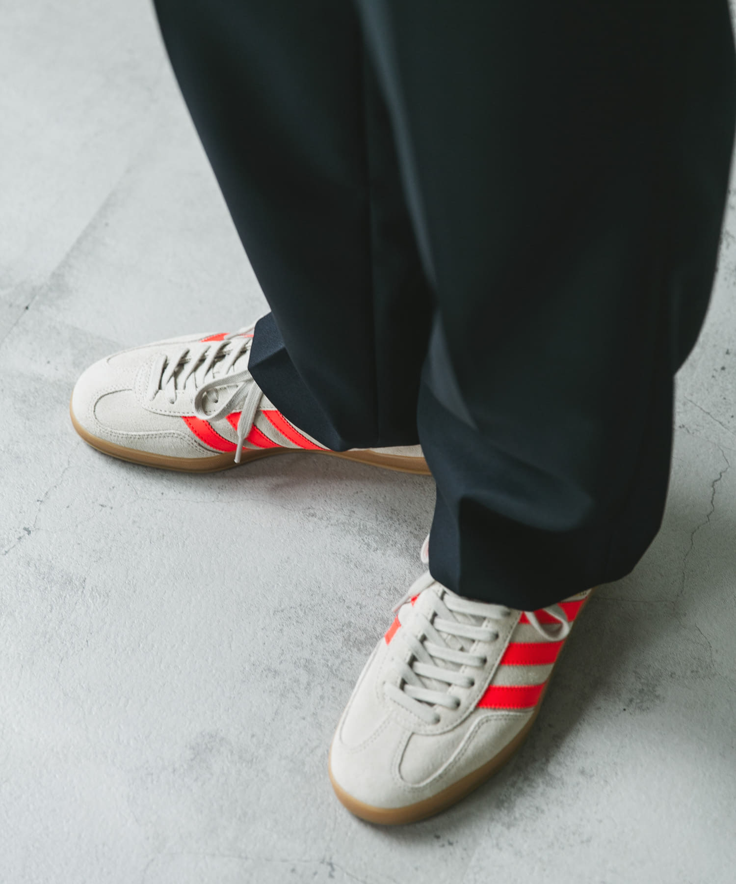 adidas　Exclusive GAZELLE INDOOR ワンダーアルミナ 26