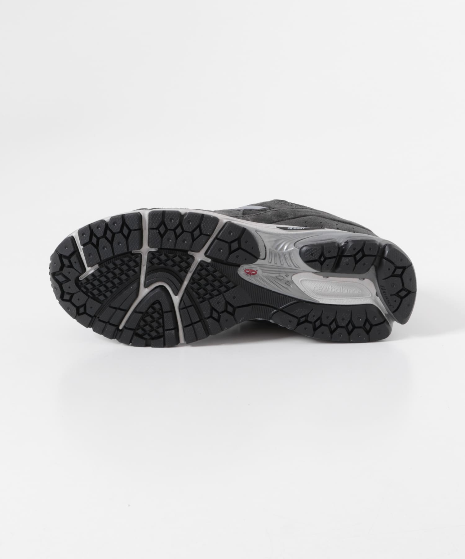 NEW BALANCE　U2002RA BLACK 26