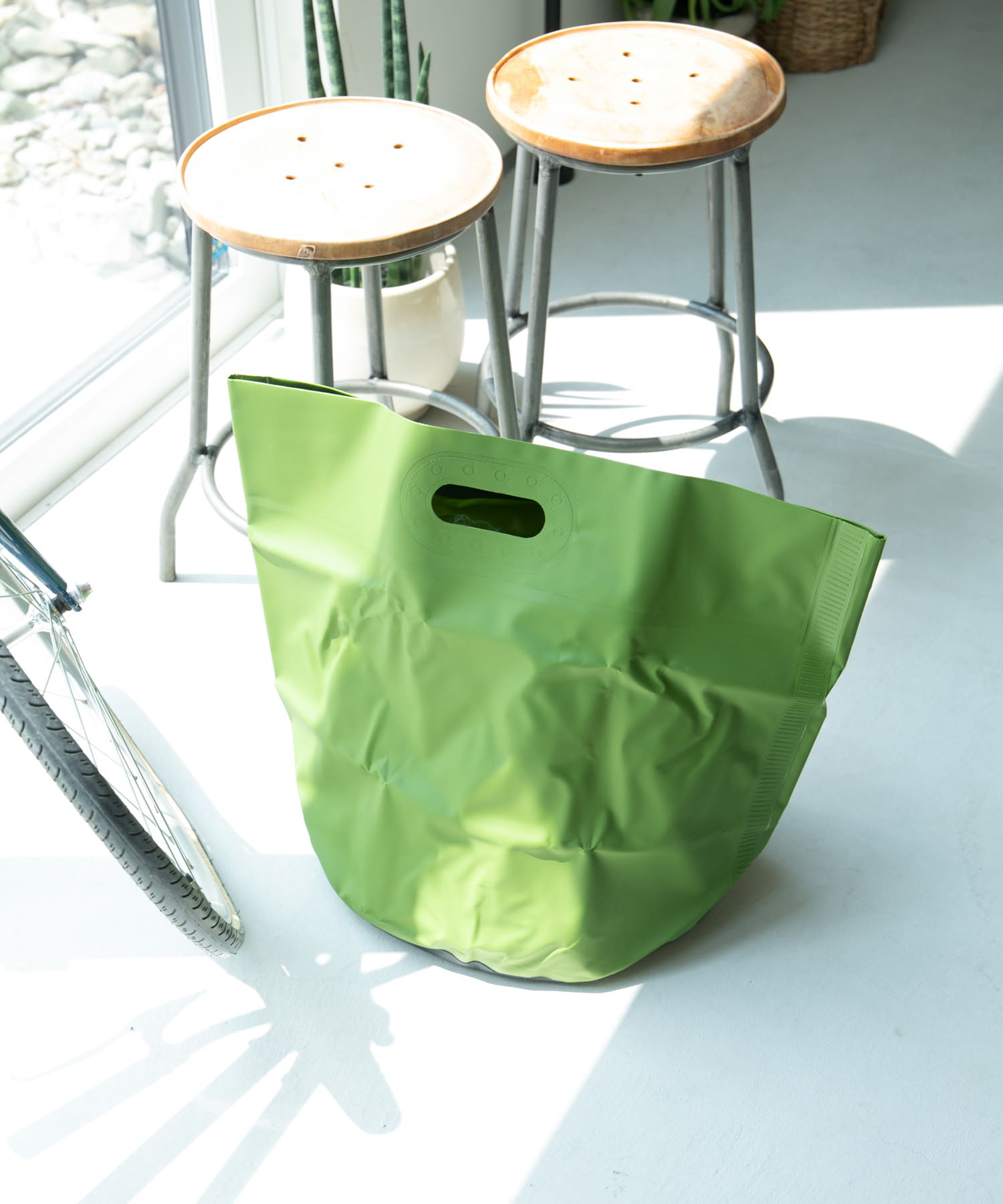 『別注』HIGHTIDE×DOORS LIVING PRODUCTS　タープバッグ M カーキ M