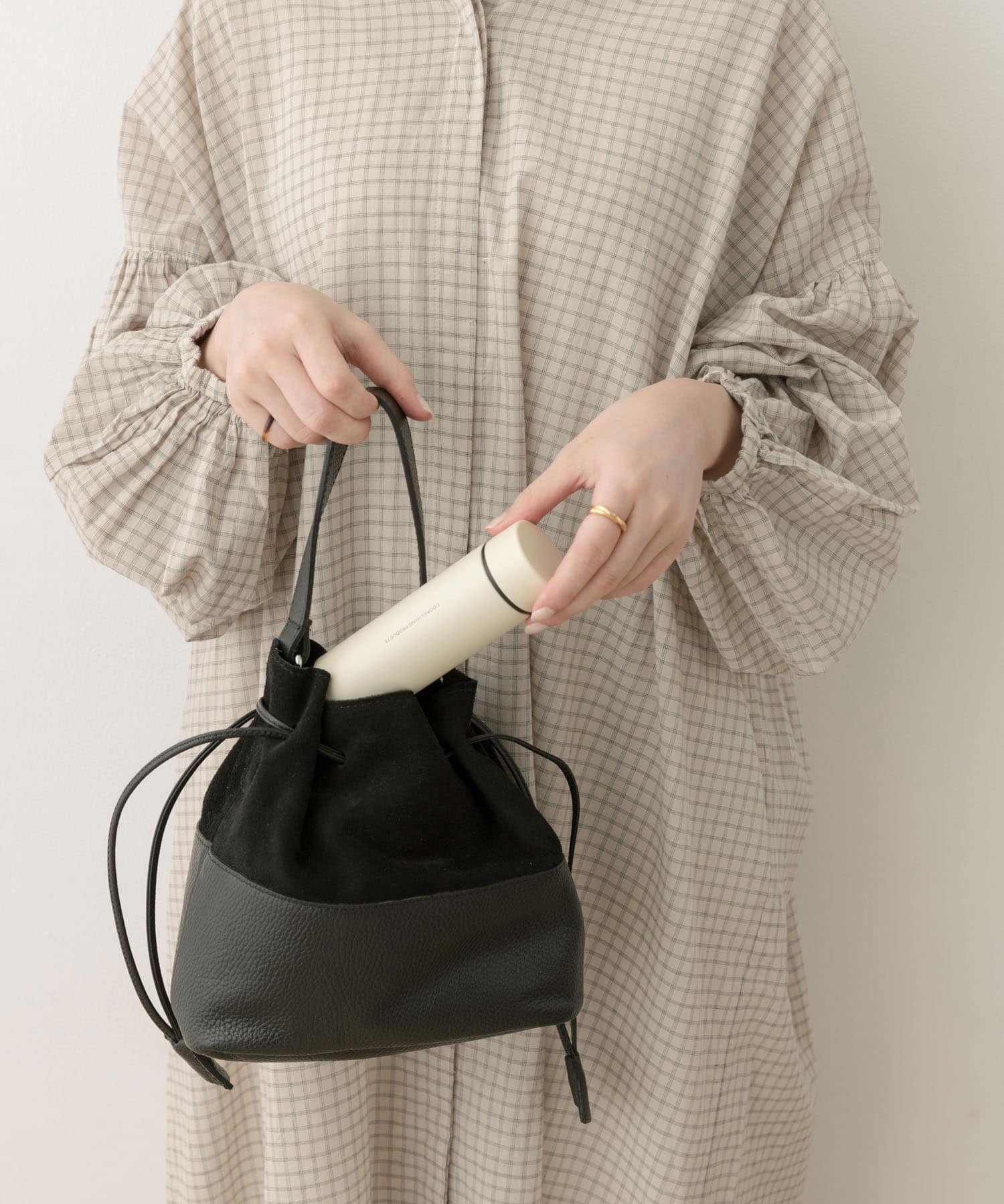 DOORS LIVING PRODUCTS　ポケットボトル ホワイト -