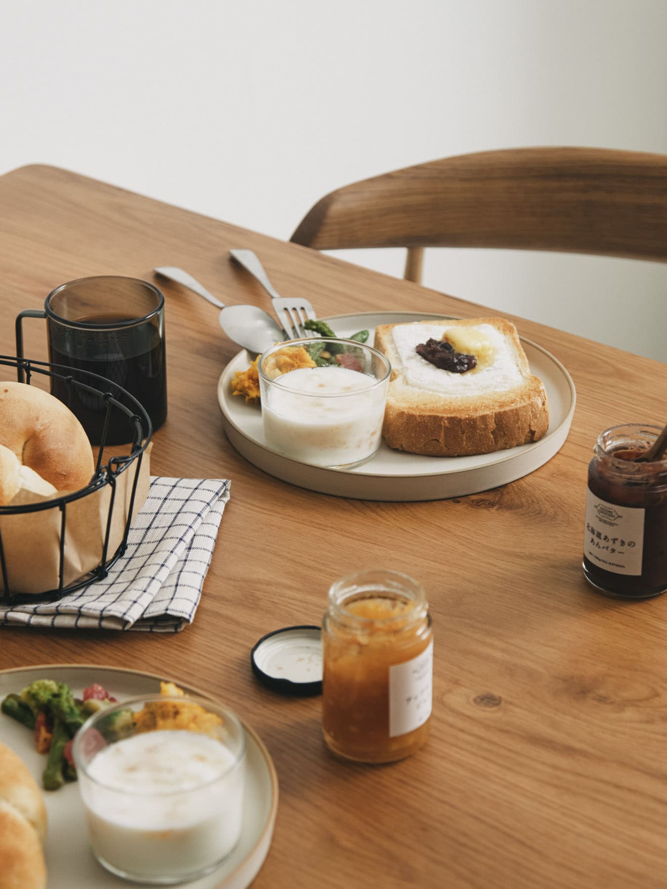 こばん DOORS LIVING PRODUCTS comfy プレート23cm(- ネイビー): キッチン