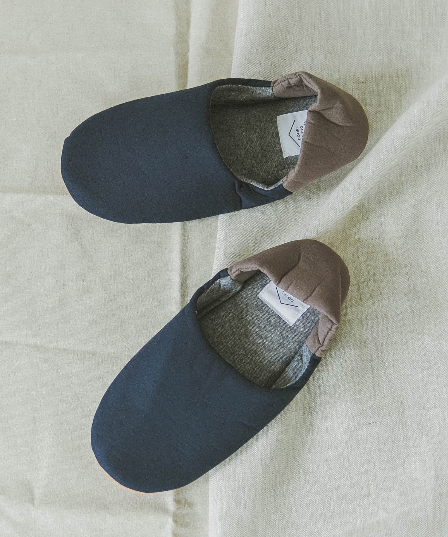 DOORS LIVING PRODUCTS　コットンリネンルームシューズ L ネイビー L