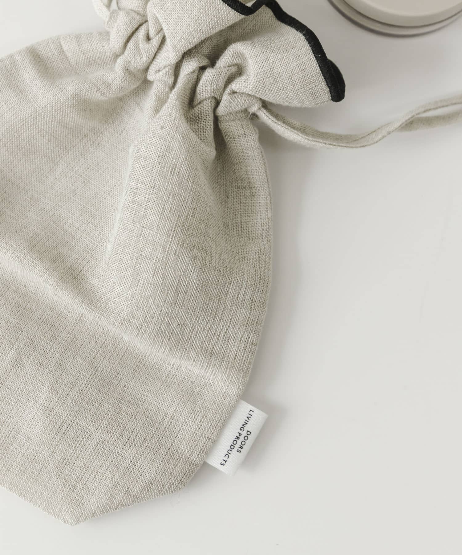 DOORS LIVING PRODUCTS コットンリネンライン巾着S(S ブラック): 雑貨