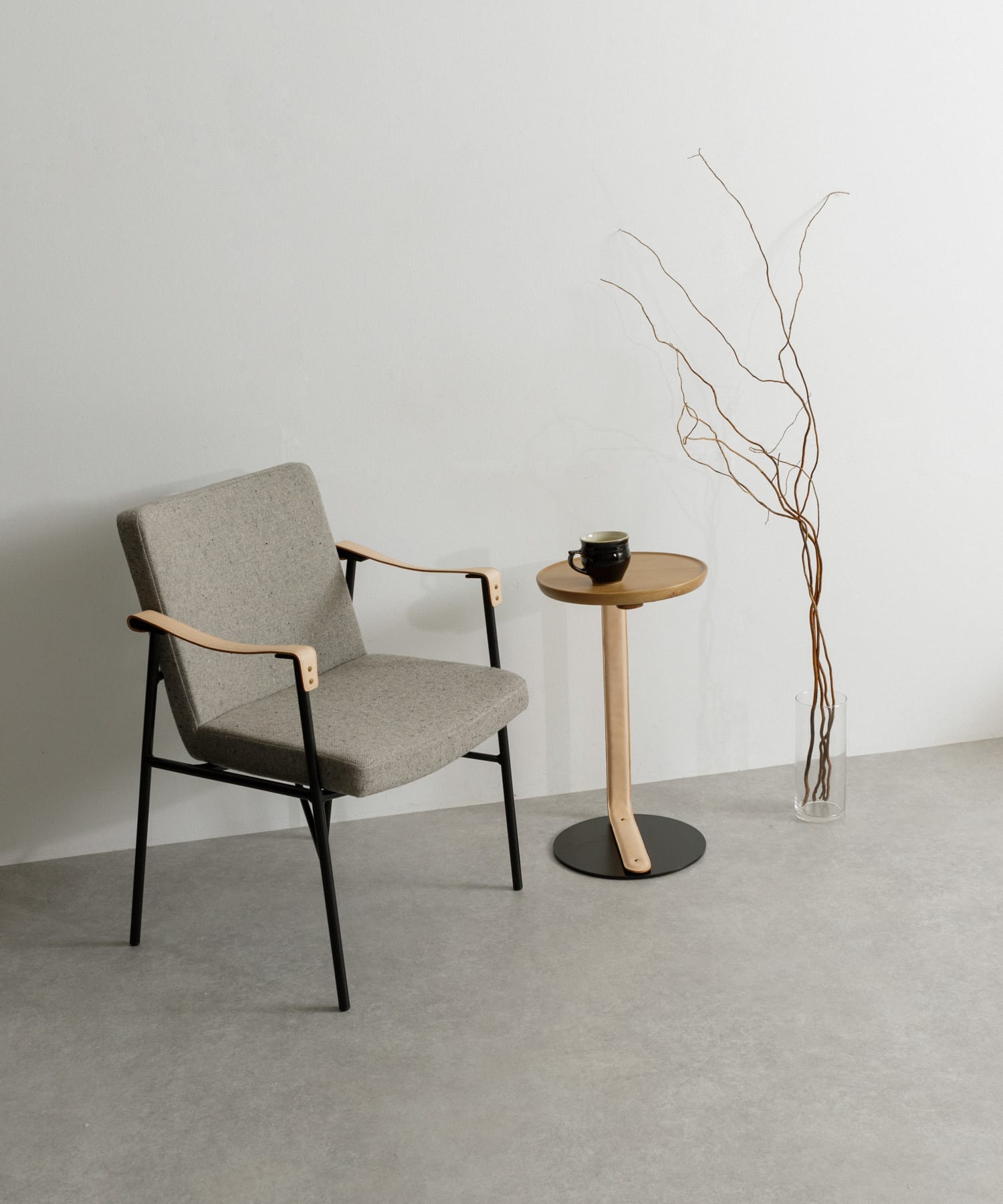 Luonka DOORS×SYOTYL　ROUND SIDE TABLE BLACK one