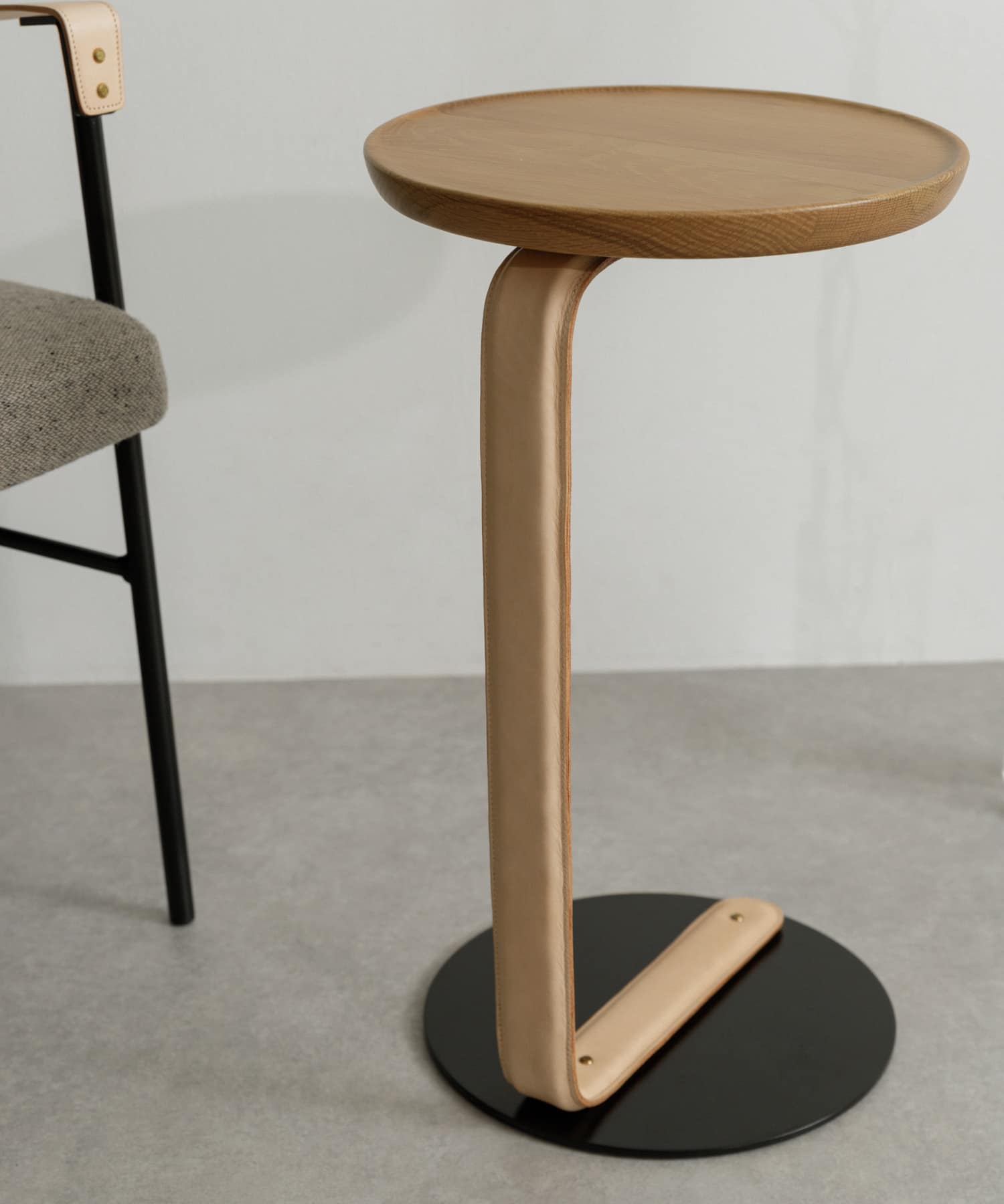 Luonka DOORS×SYOTYL　ROUND SIDE TABLE BLACK one