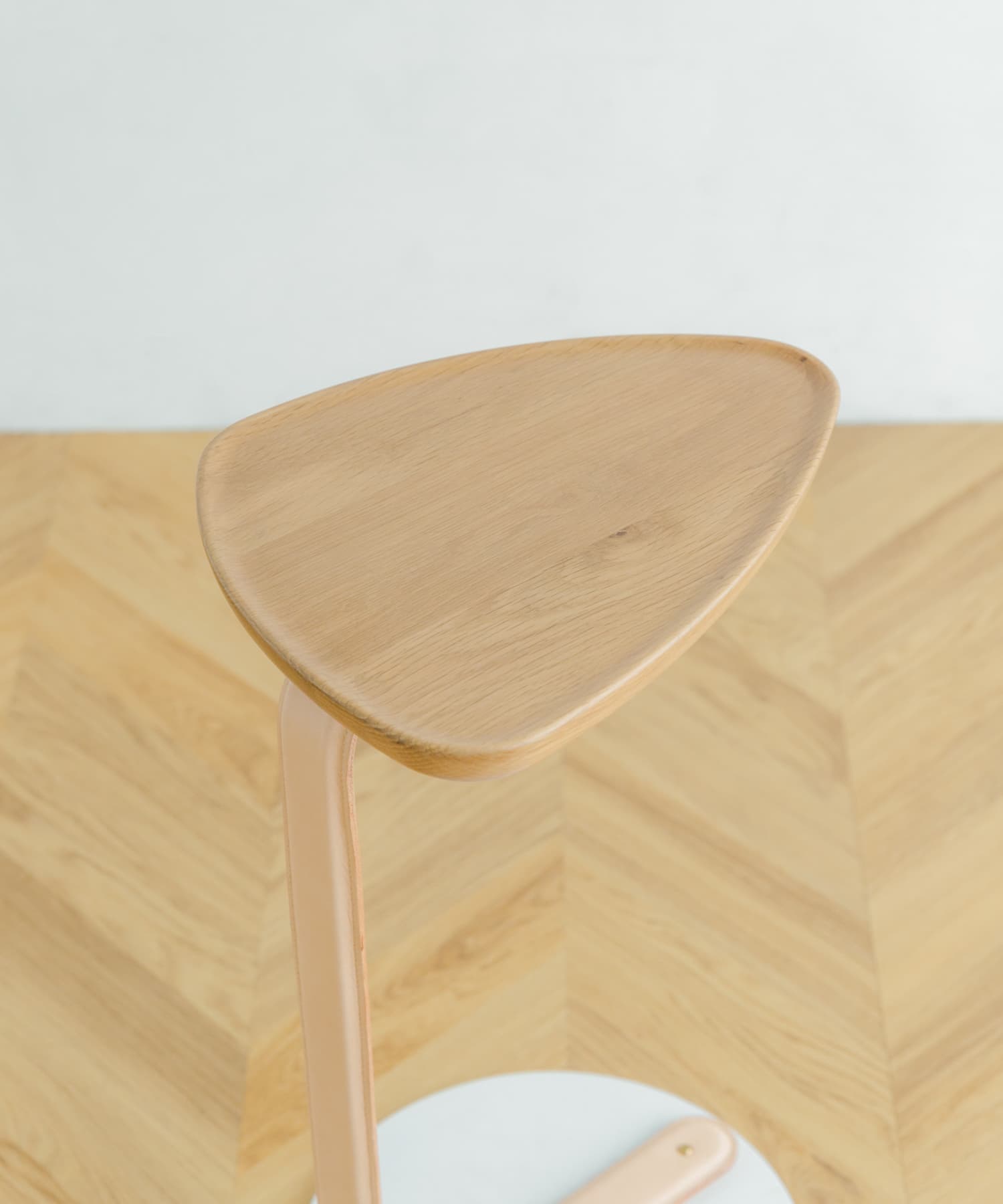 Luonka DOORS ×SYOTYL　TRI SIDE TABLE WHITE one