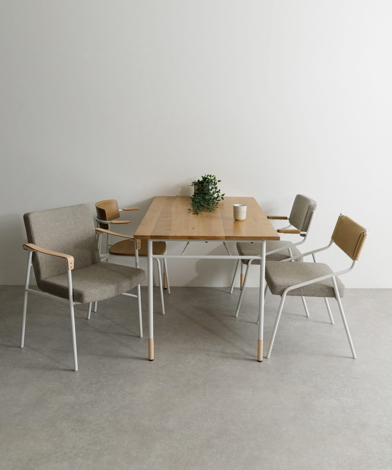 Luonka DOORS×SYOTYL　PP ST CHAIR FAB WHITE one