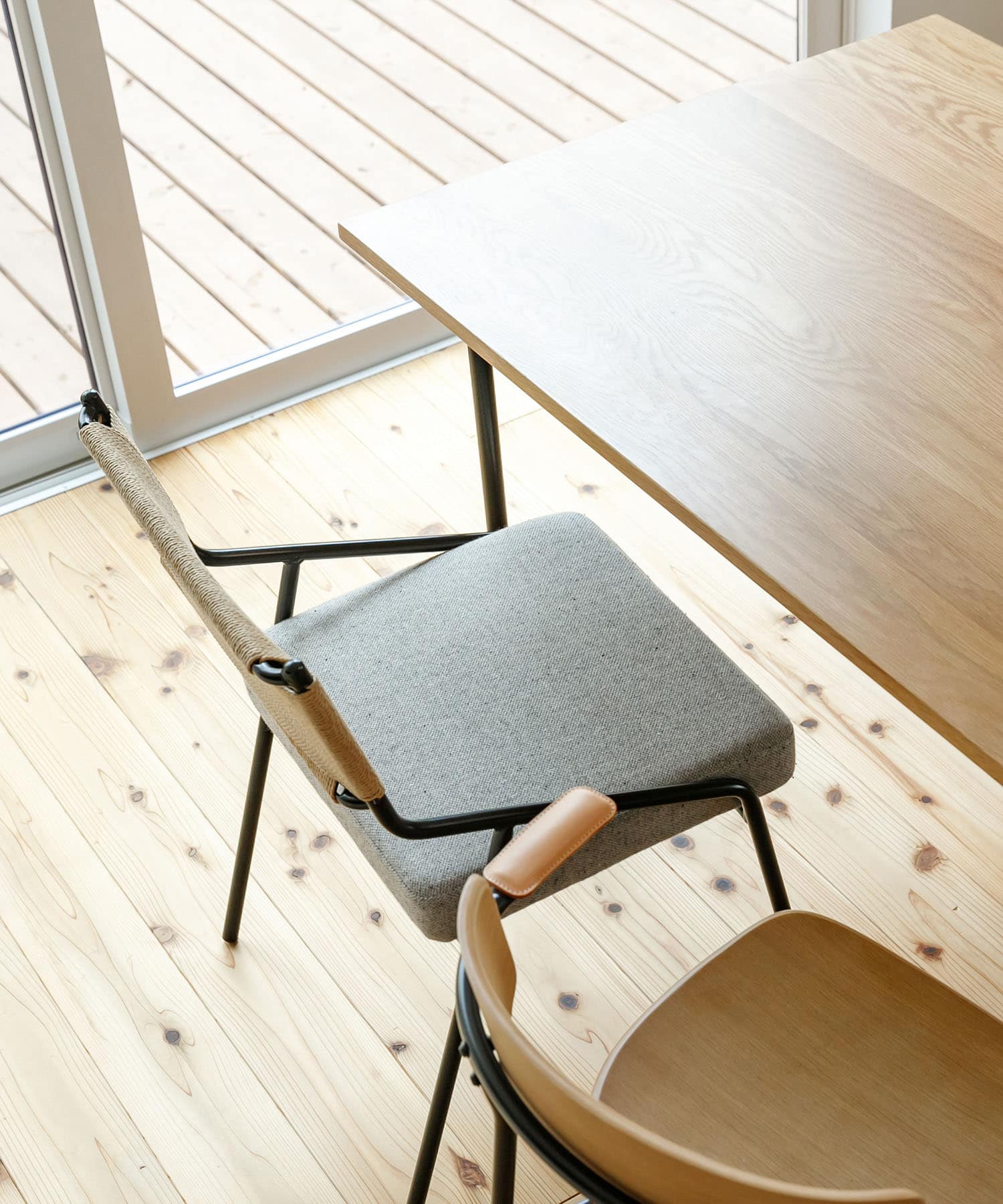 Luonka DOORS×SYOTYL PP ST CHAIR FAB(one BLACK): 家具｜URBAN