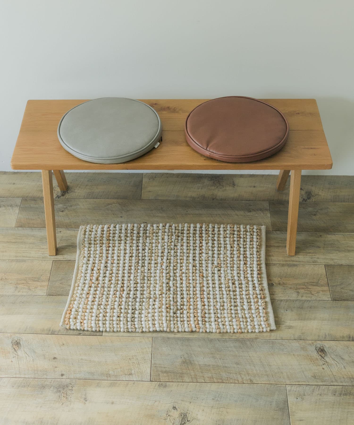 DOORS LIVING PRODUCTS　チェアパッド BR -