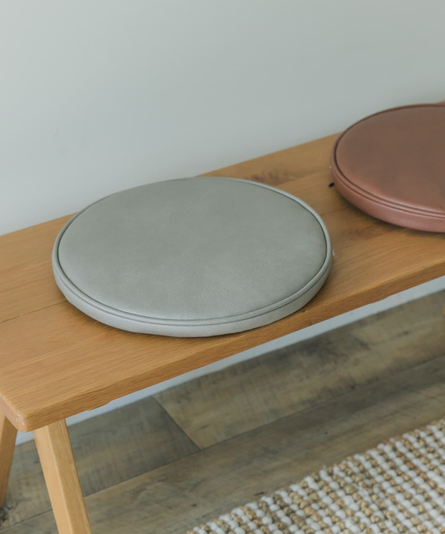 DOORS LIVING PRODUCTS　チェアパッド GY -