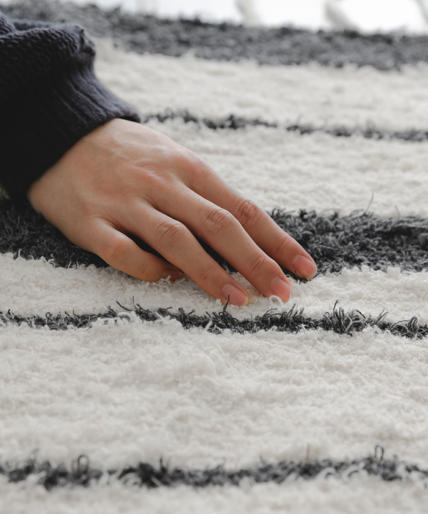 『別注』JARAPA×DOORS LIVING PRODUCTS　ボーダーラグ 170×240 CHARCOAL L