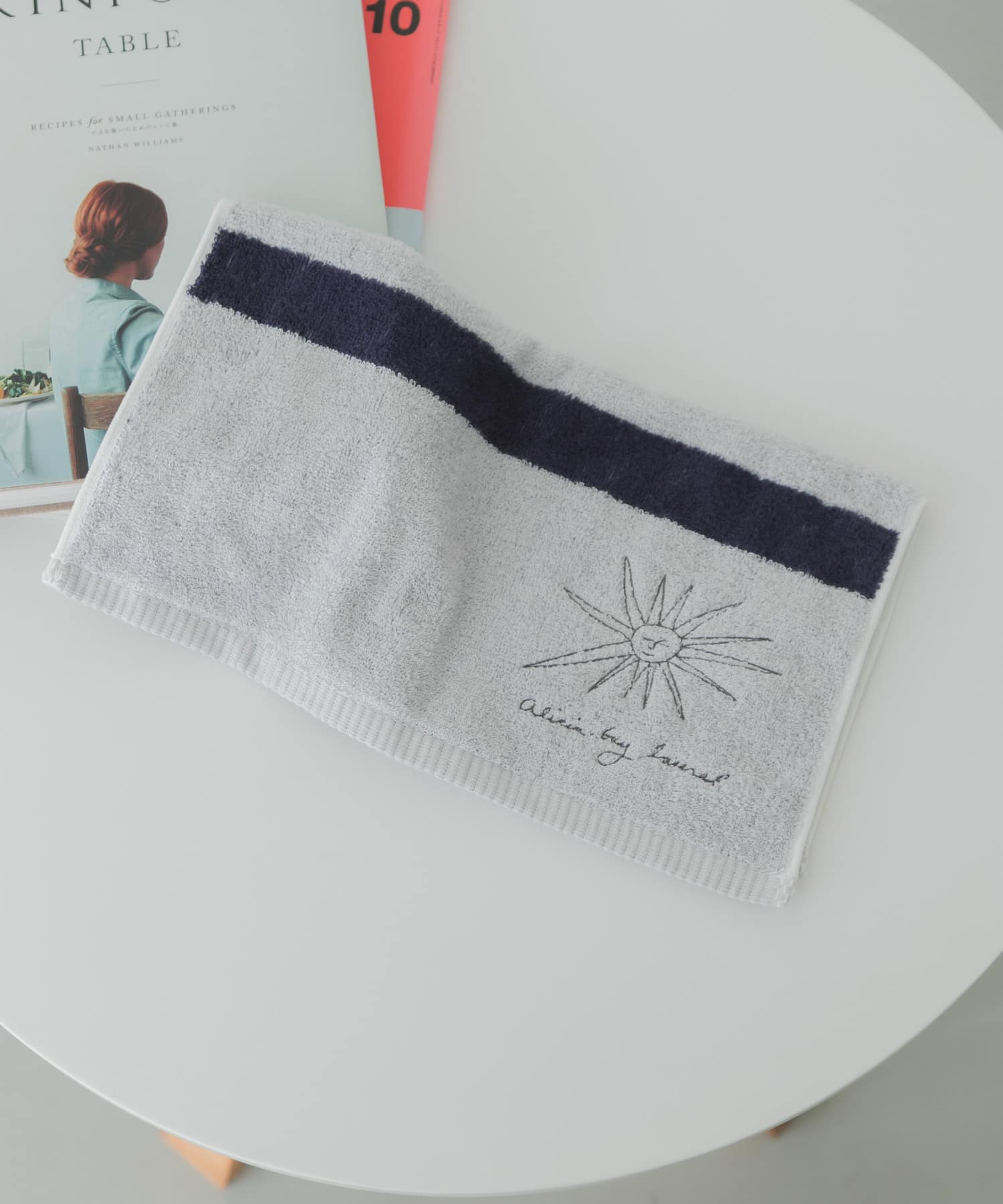 DOORS LIVING PRODUCTS　Hand Towel border gry×nvy -