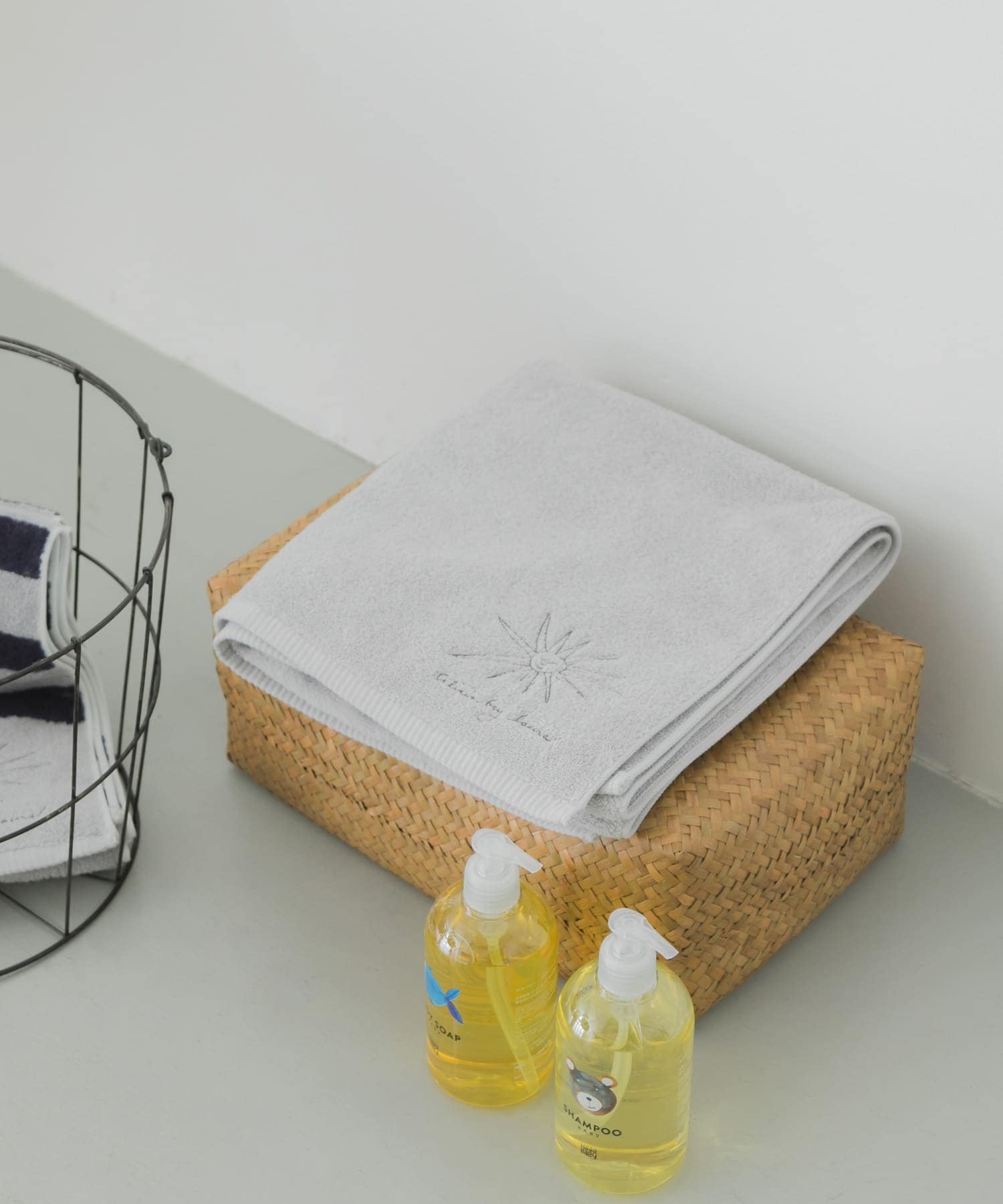 DOORS LIVING PRODUCTS　Bath Towel gray gray -