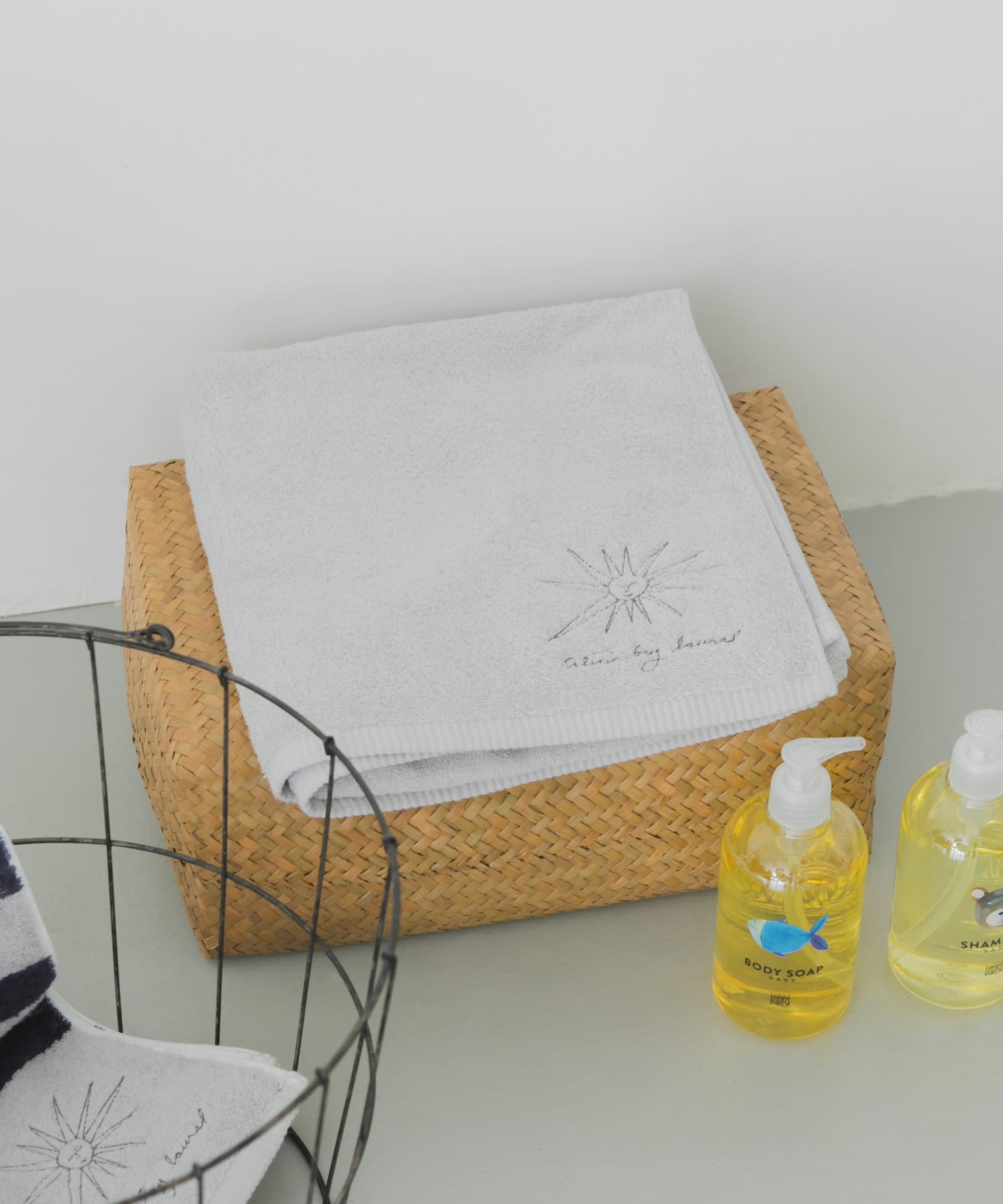 DOORS LIVING PRODUCTS　Bath Towel gray gray -