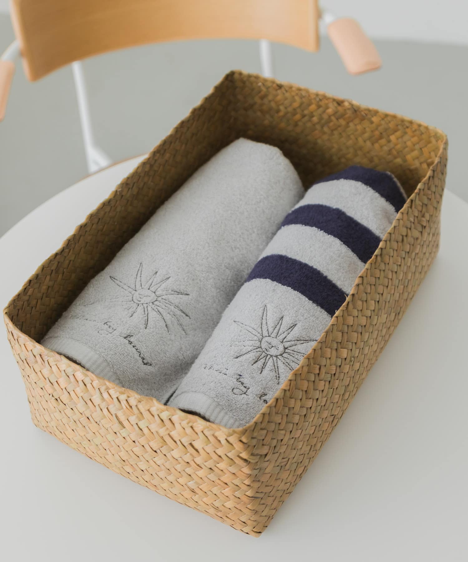 DOORS LIVING PRODUCTS　Bath Towel border gry×nvy -