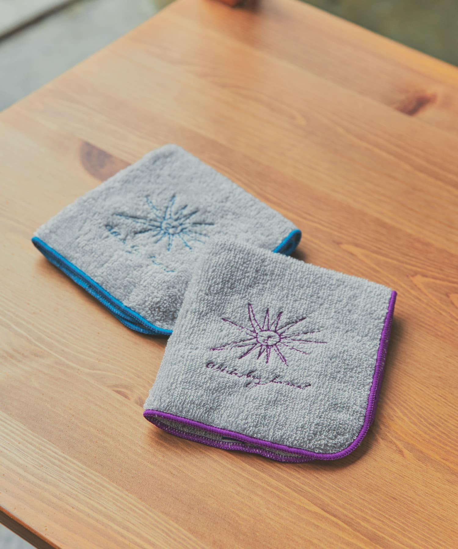 DOORS LIVING PRODUCTS　Mini Towel gray パープルメロー -
