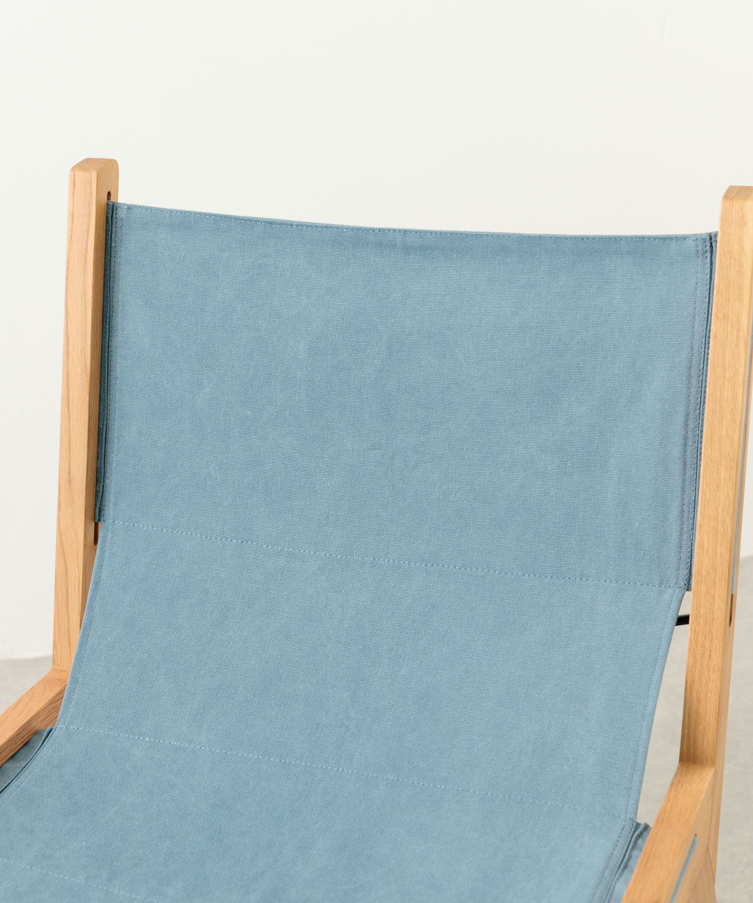 BOTHY　Lounge Chair Blue one