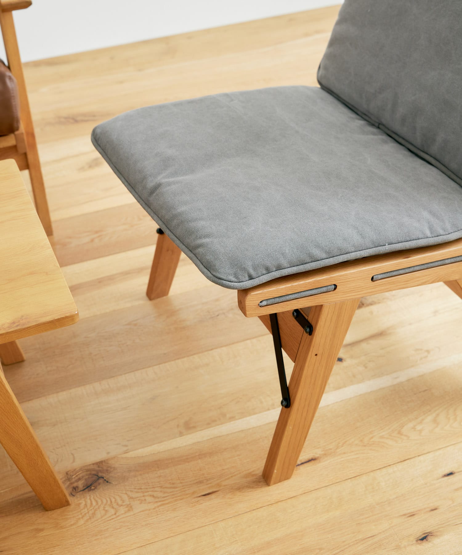 BOTHY　Lounge Chair Cushion Grey one