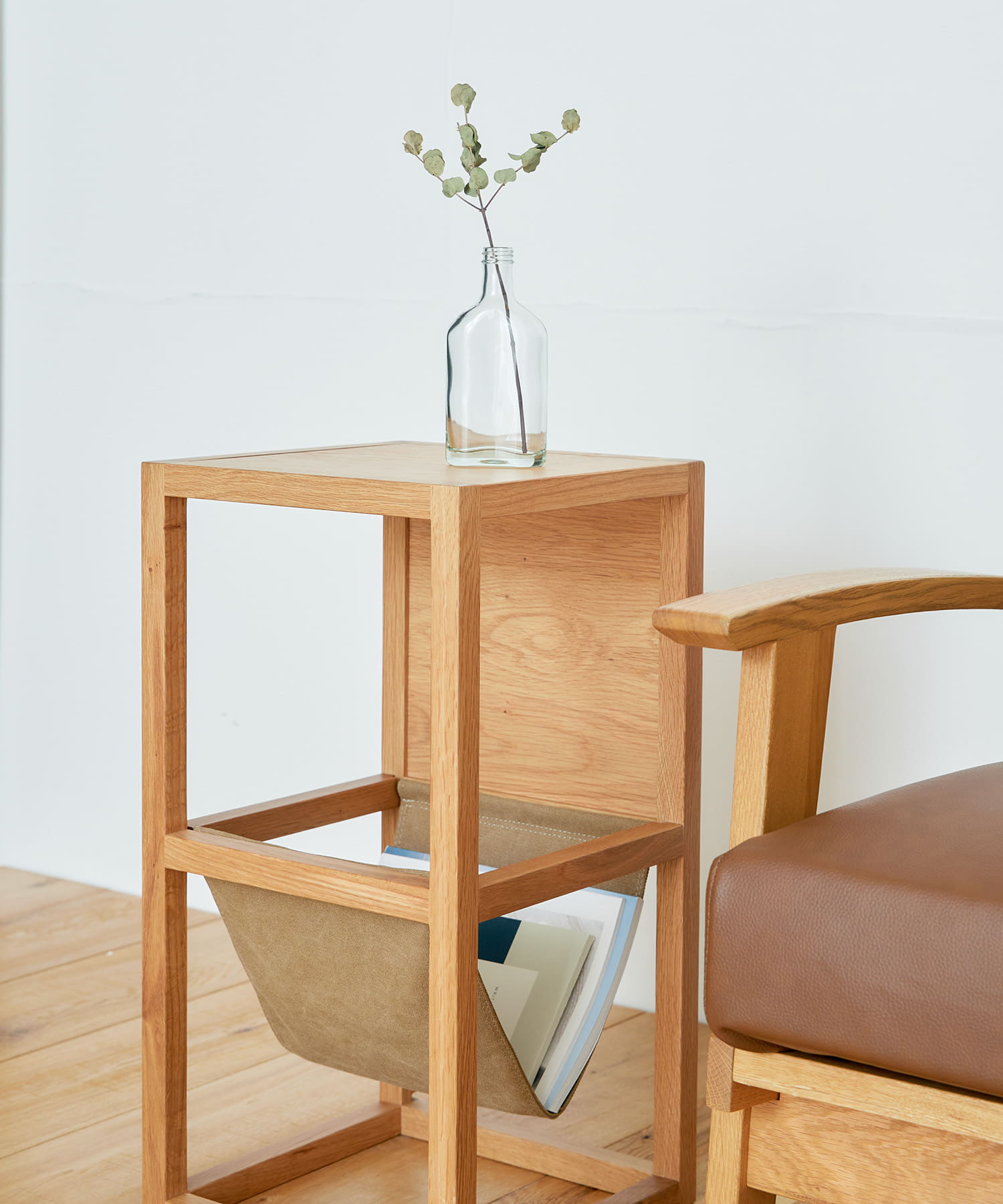 BOTHY　Magazine Rack Table Khaki one
