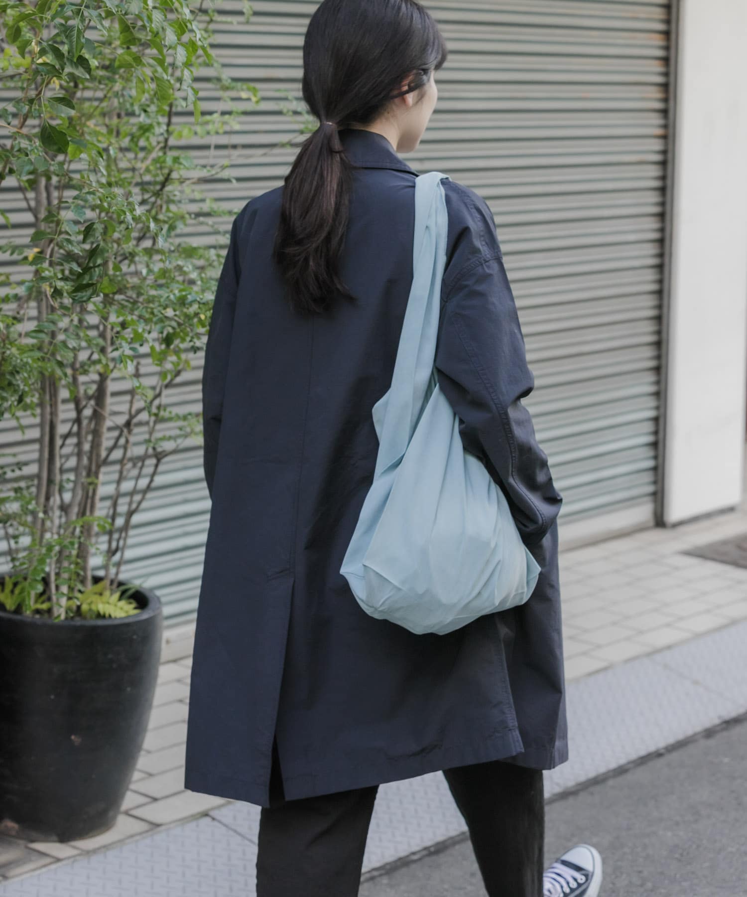 ライトブルー