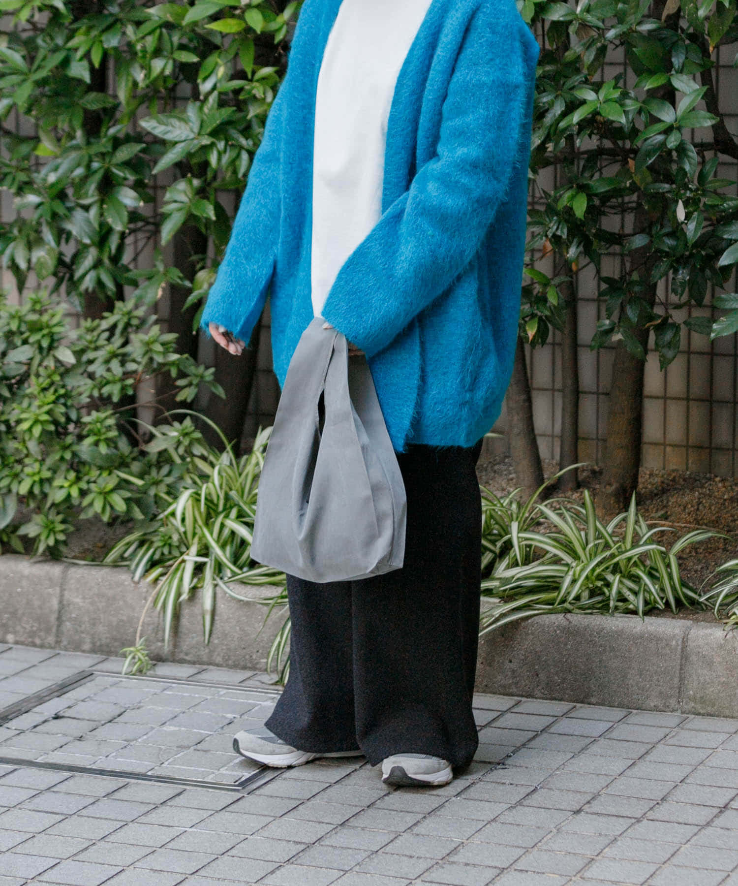 DOORS LIVING PRODUCTS　コンビニバッグ チャコールグレー -