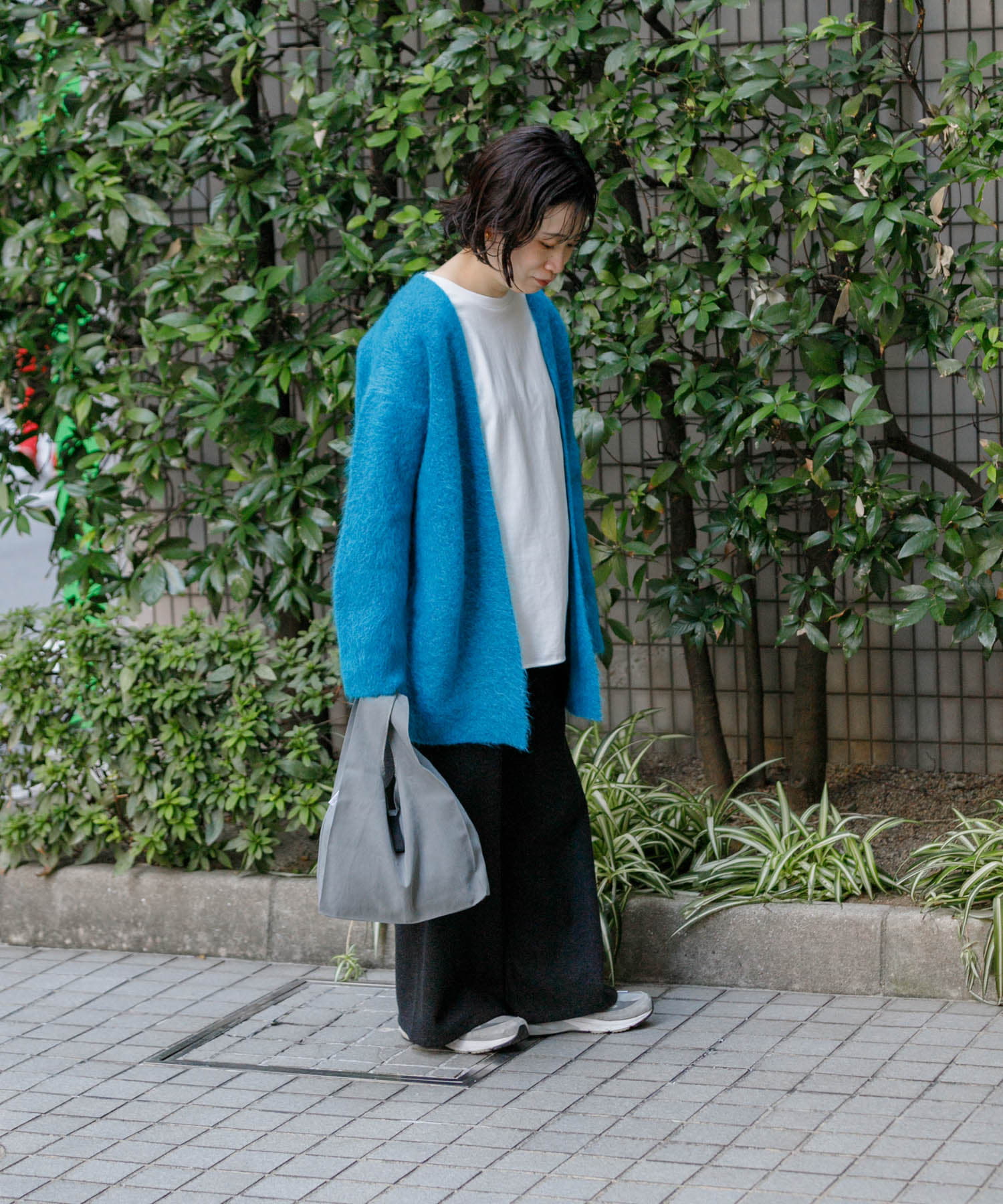 DOORS LIVING PRODUCTS　コンビニバッグ チャコールグレー -