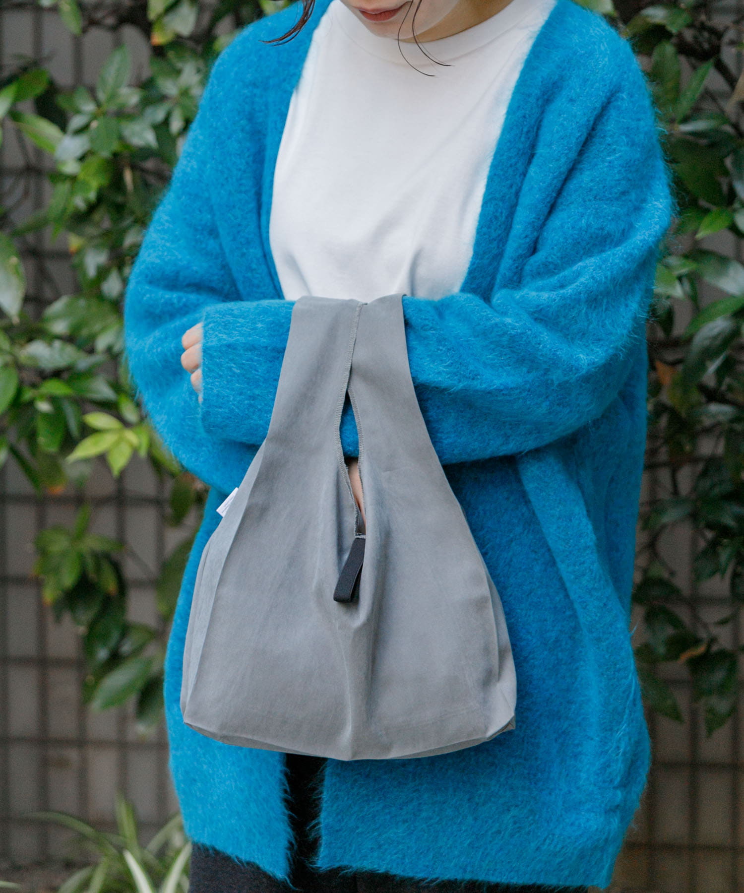 DOORS LIVING PRODUCTS　コンビニバッグ チャコールグレー -