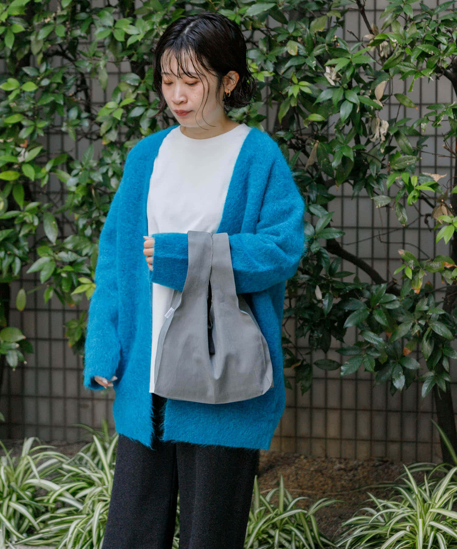 DOORS LIVING PRODUCTS　コンビニバッグ チャコールグレー -