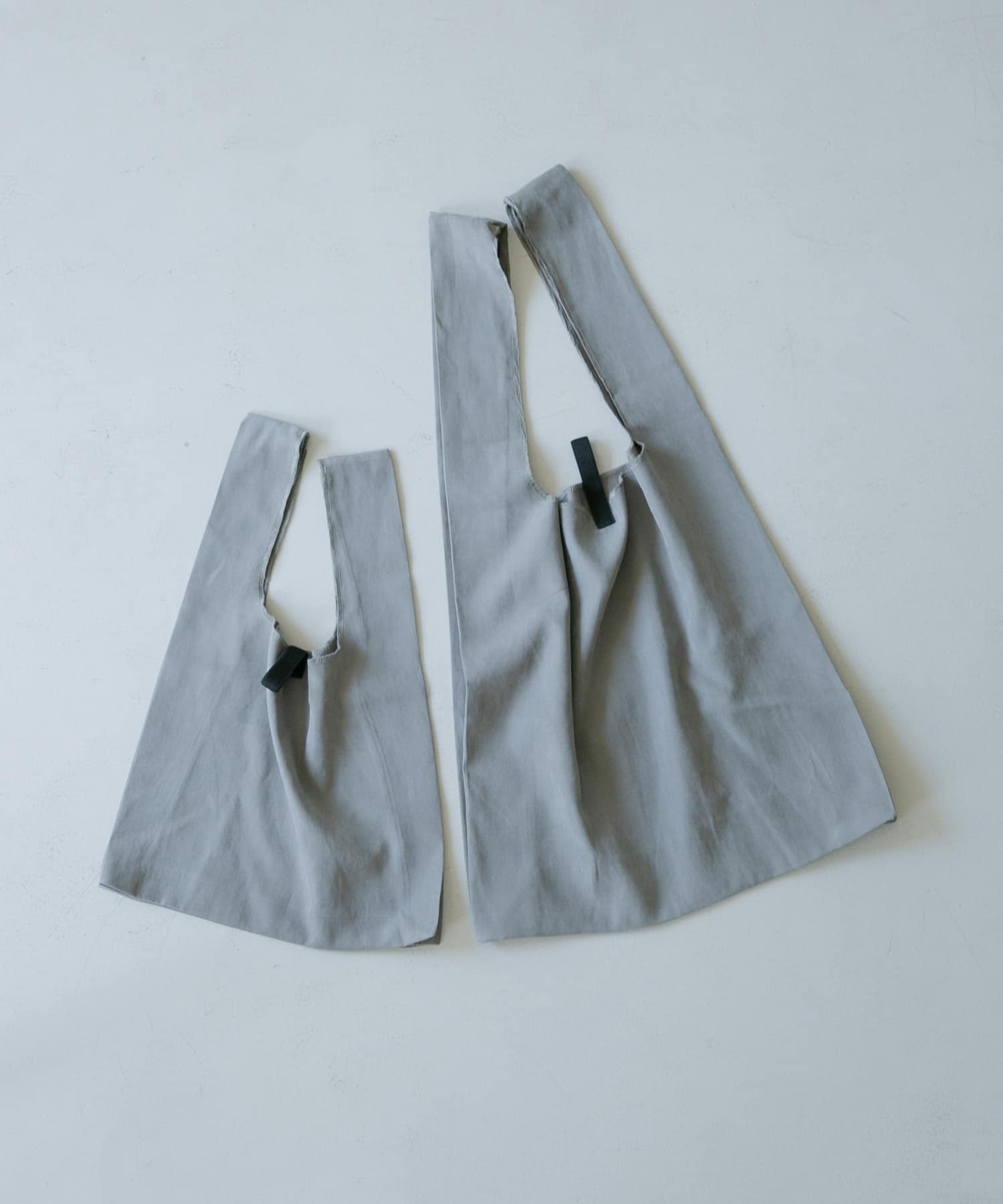DOORS LIVING PRODUCTS　ショッパーバッグ チャコールグレー -
