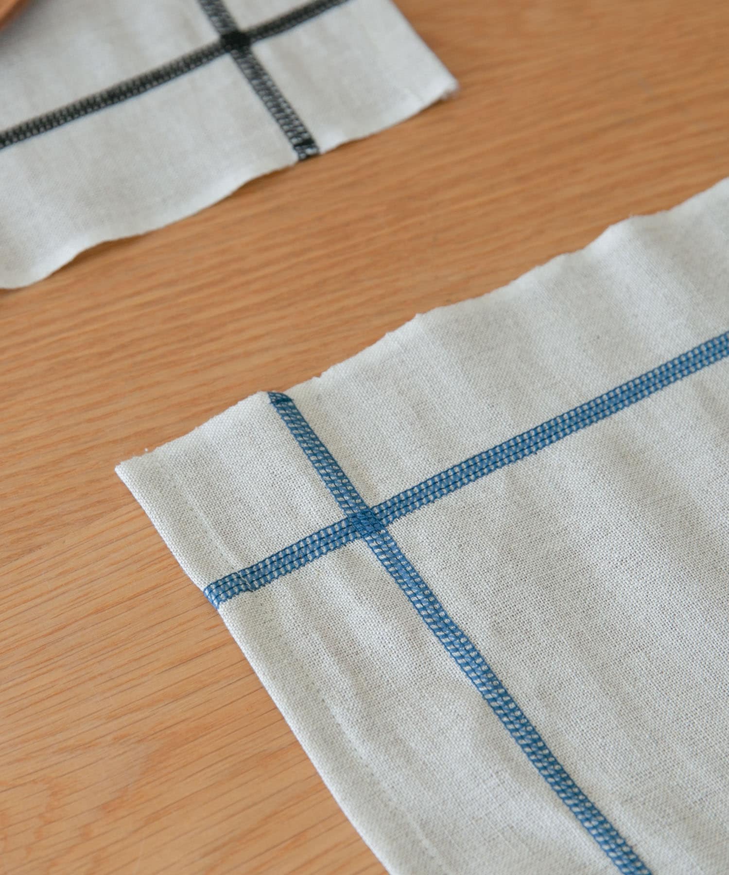 DOORS LIVING PRODUCTS　コットンリネンランチマット　ライン BEG×BLU one
