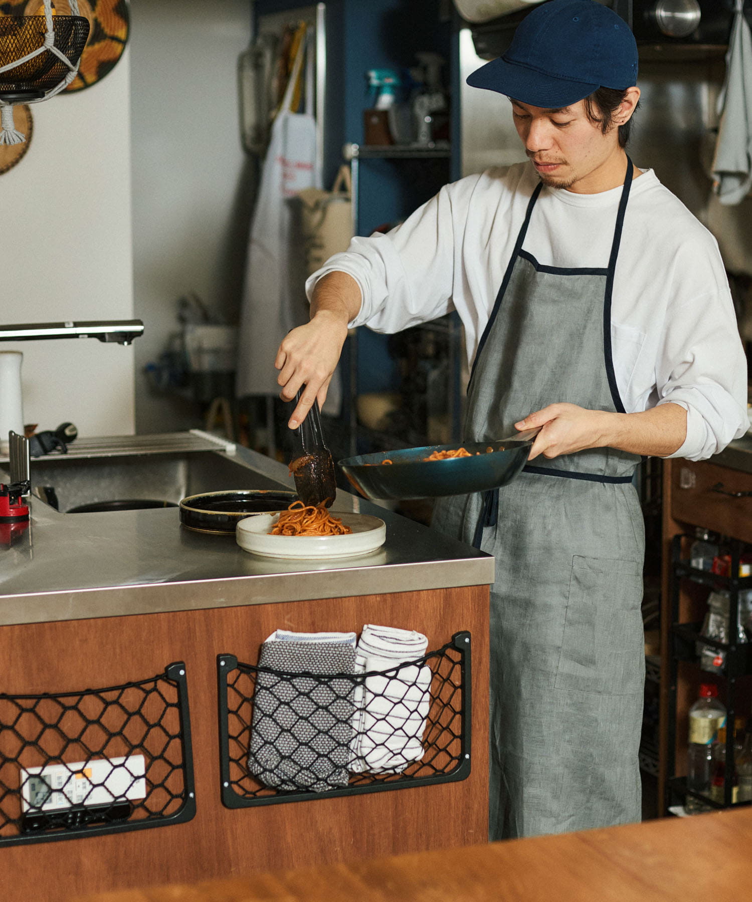 『別注』fog linen work×DOORS　リネンパイピングエプロン リケン -